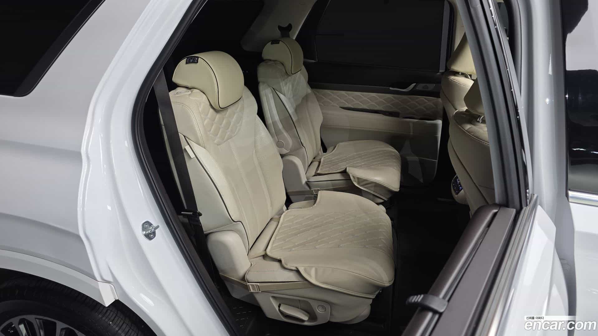 Palisade Hyundai 2021.10-INNER-036
