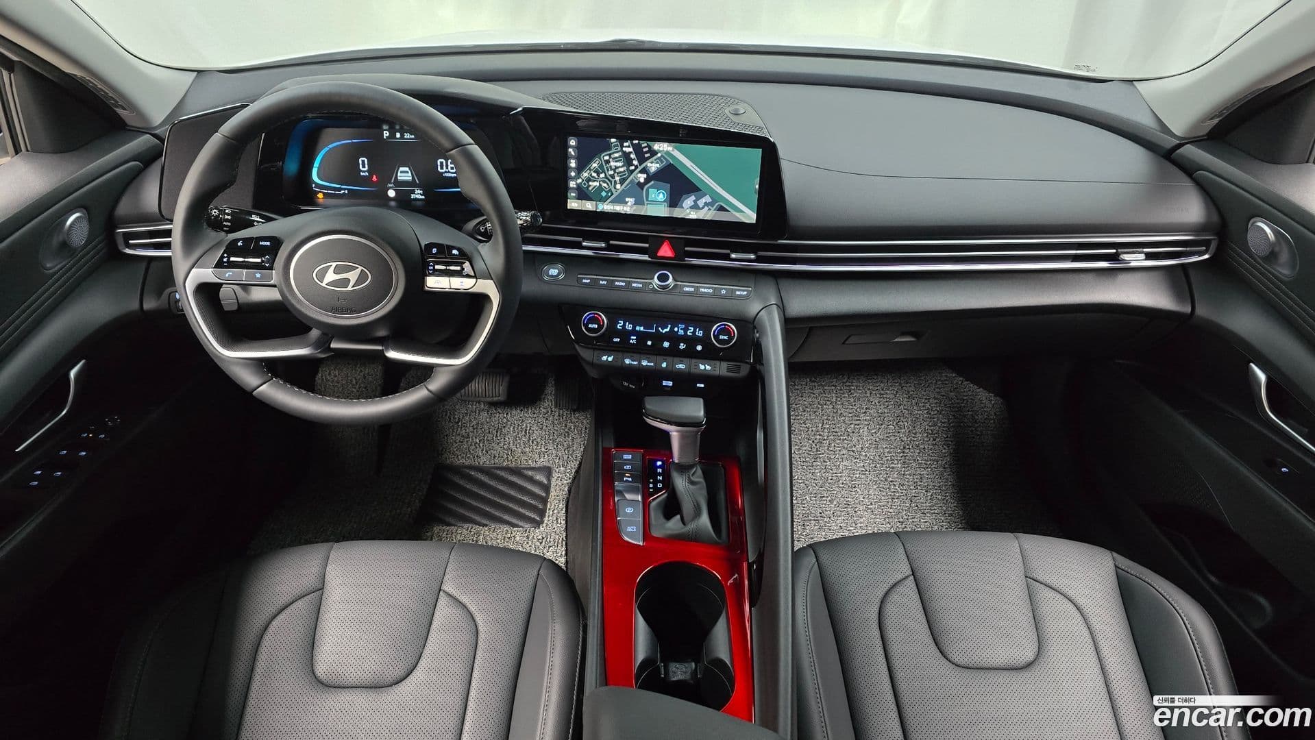 Main__Slider__Photo:AVANTE Hyundai 2025.11-6