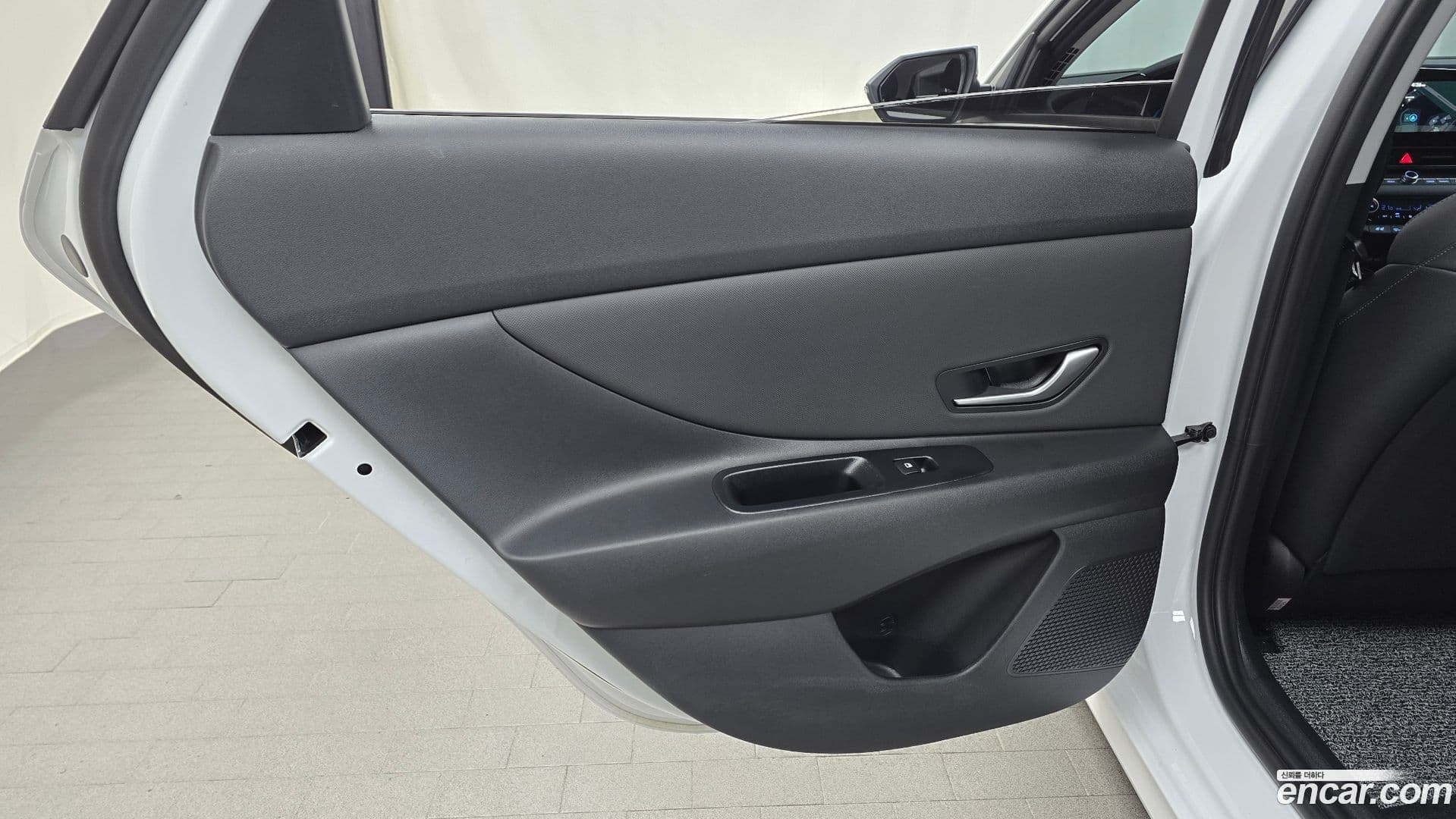 Main__Slider__Photo:AVANTE Hyundai 2025.11-24