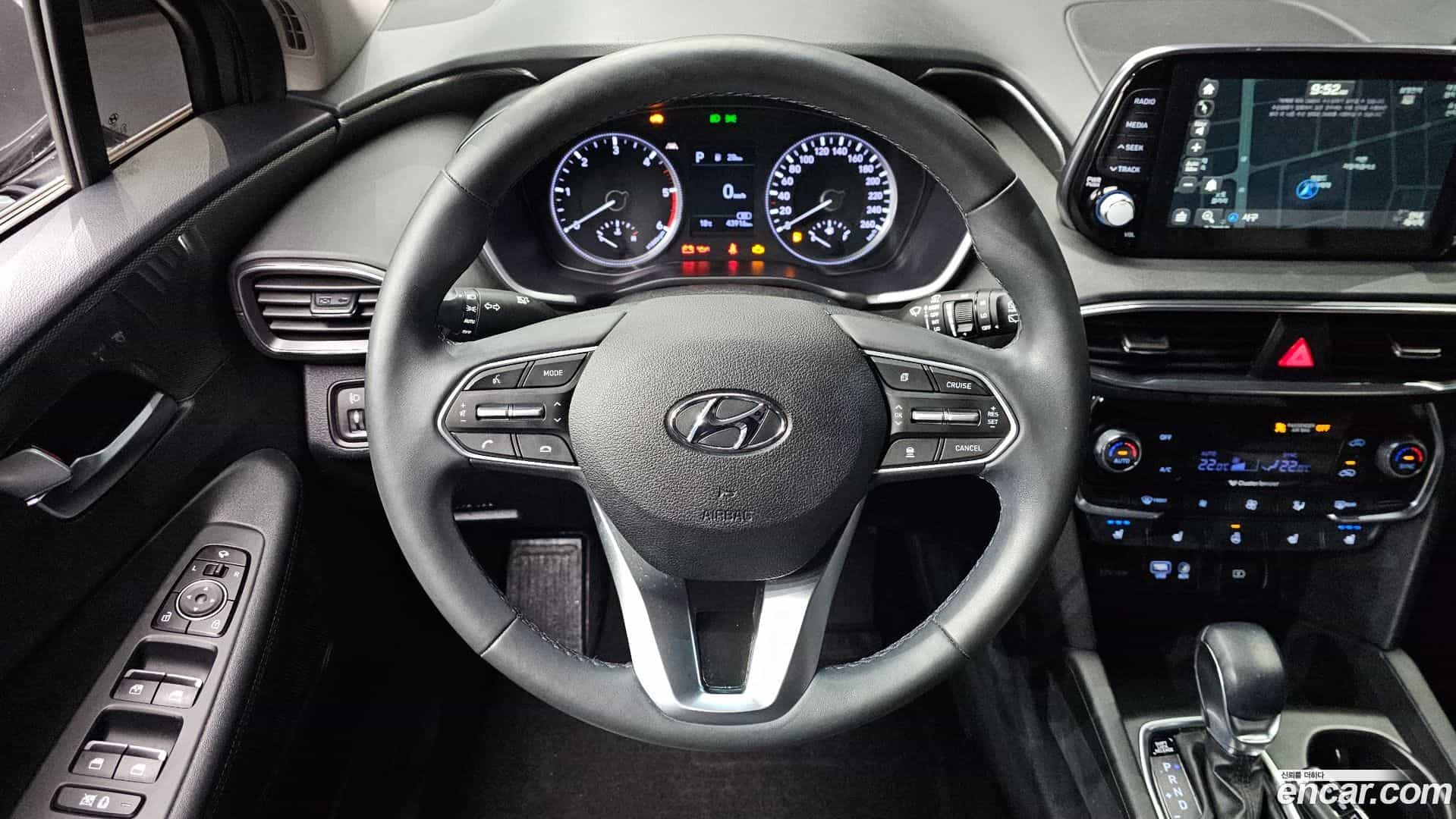 Santafe Hyundai 2019.2-OPTION-018