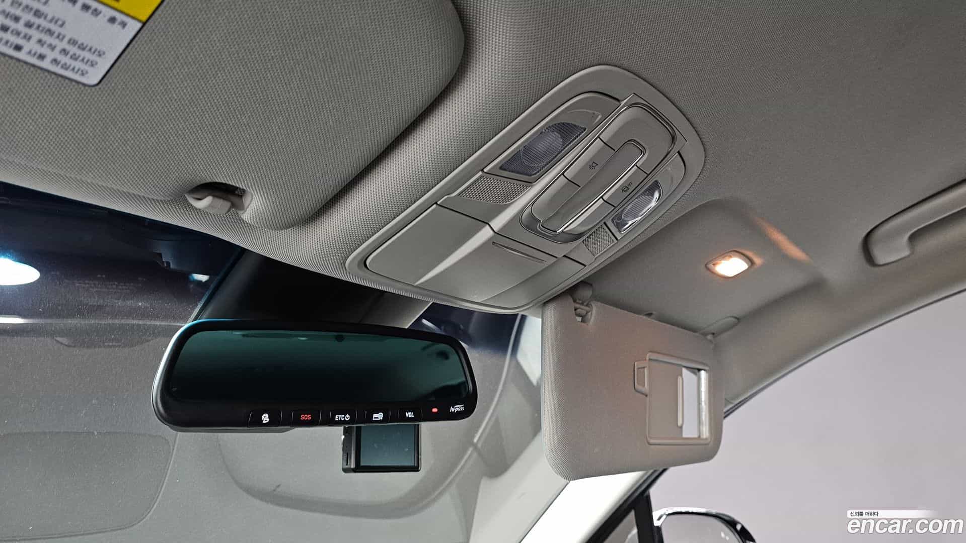 Santafe Hyundai 2019.2-OPTION-019