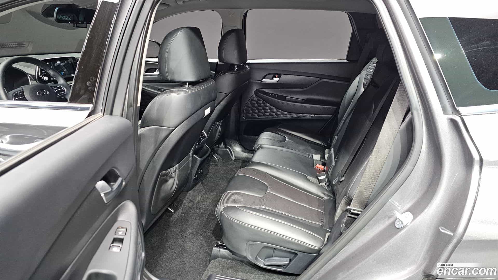 Santafe Hyundai 2019.2-OPTION-021