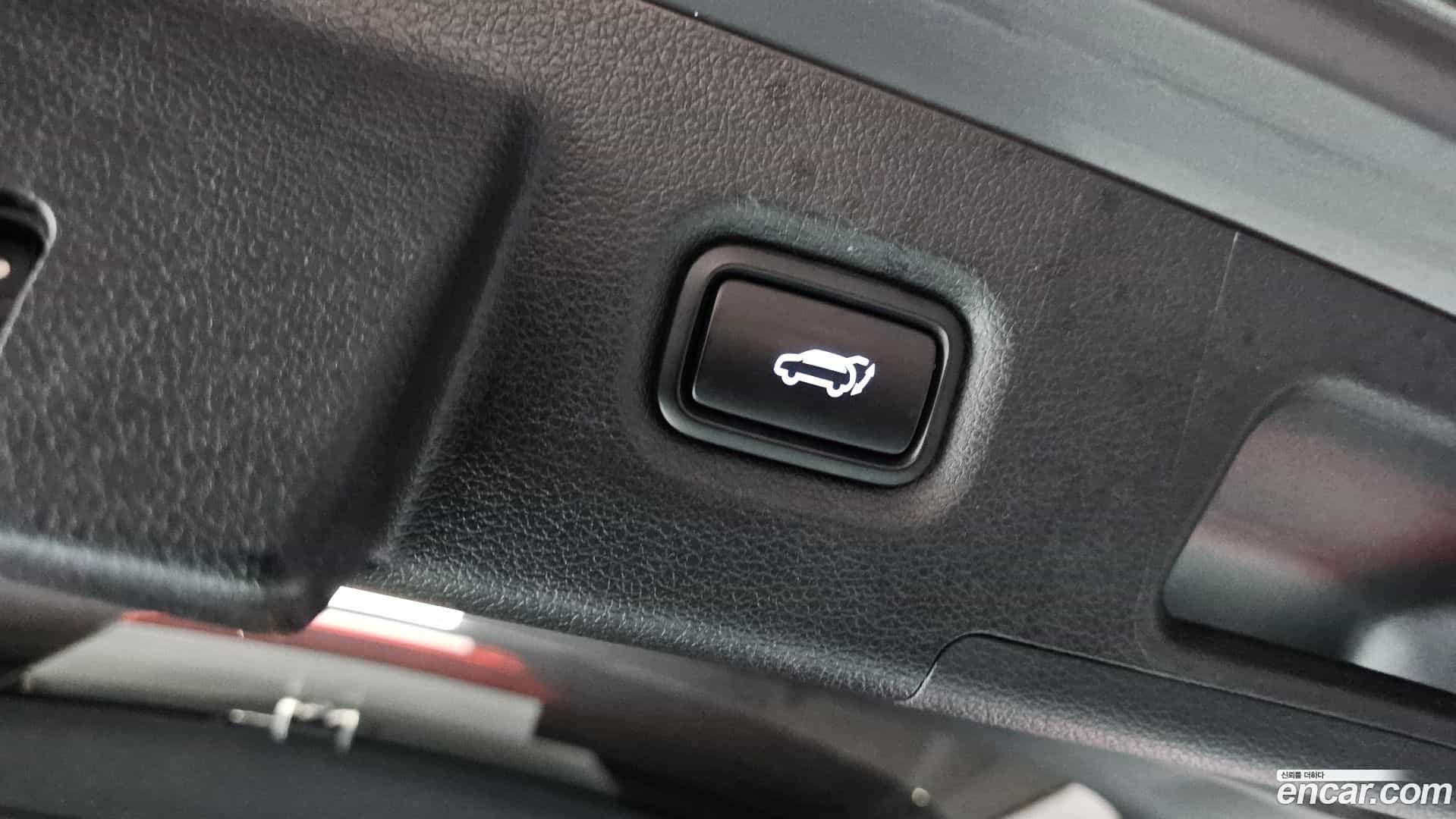 Santafe Hyundai 2019.2-OPTION-024