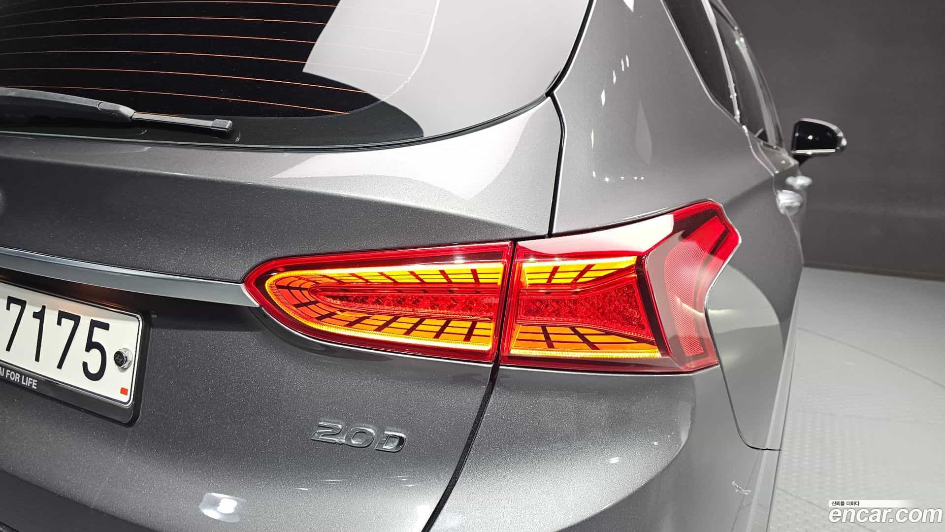 Santafe Hyundai 2019.2-OUTER-033