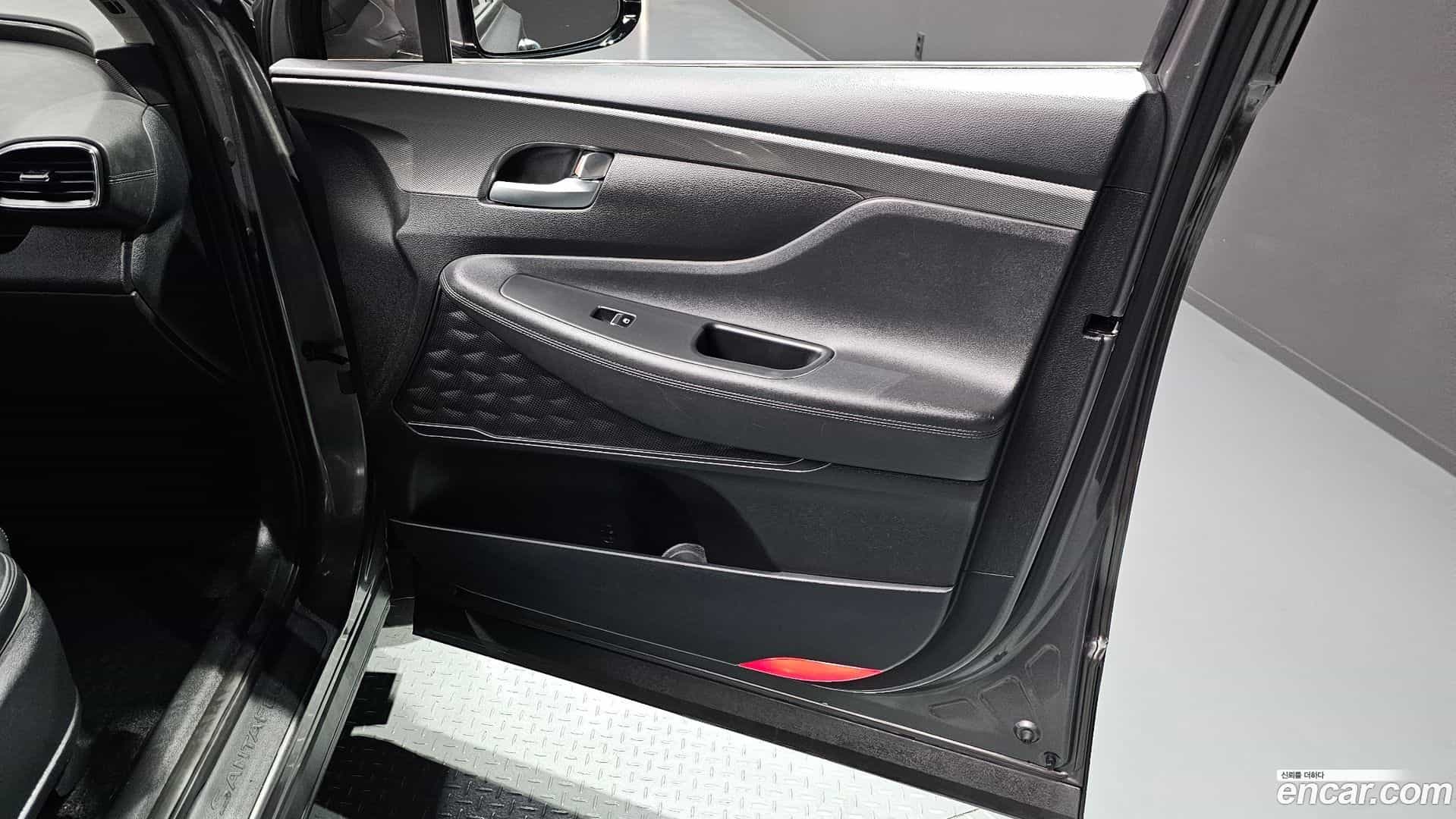 Santafe Hyundai 2019.2-INNER-034