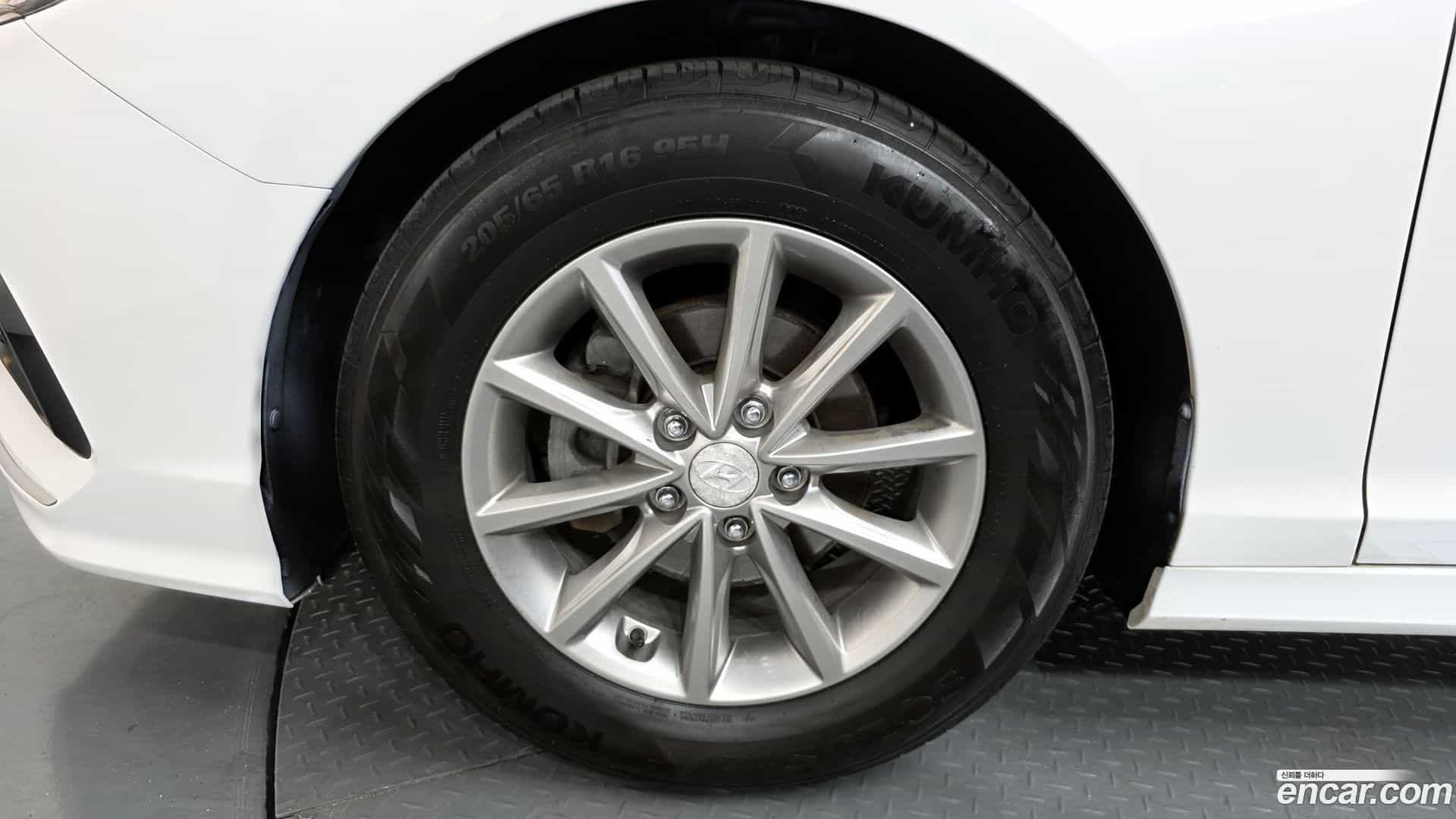 Sonata Hyundai 2018.10-OUTER-005