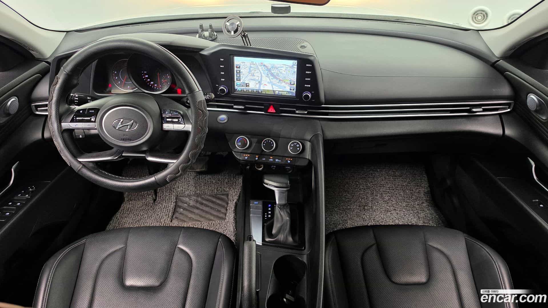 AVANTE Hyundai 2020.5-INNER-007