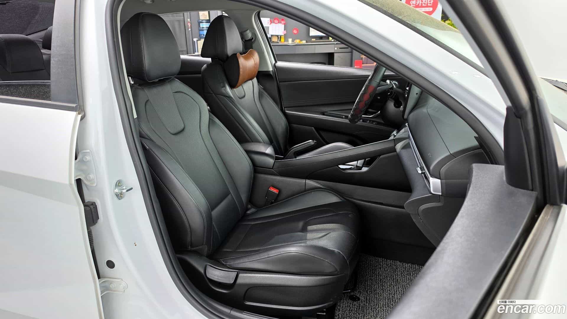 AVANTE Hyundai 2020.5-OPTION-015