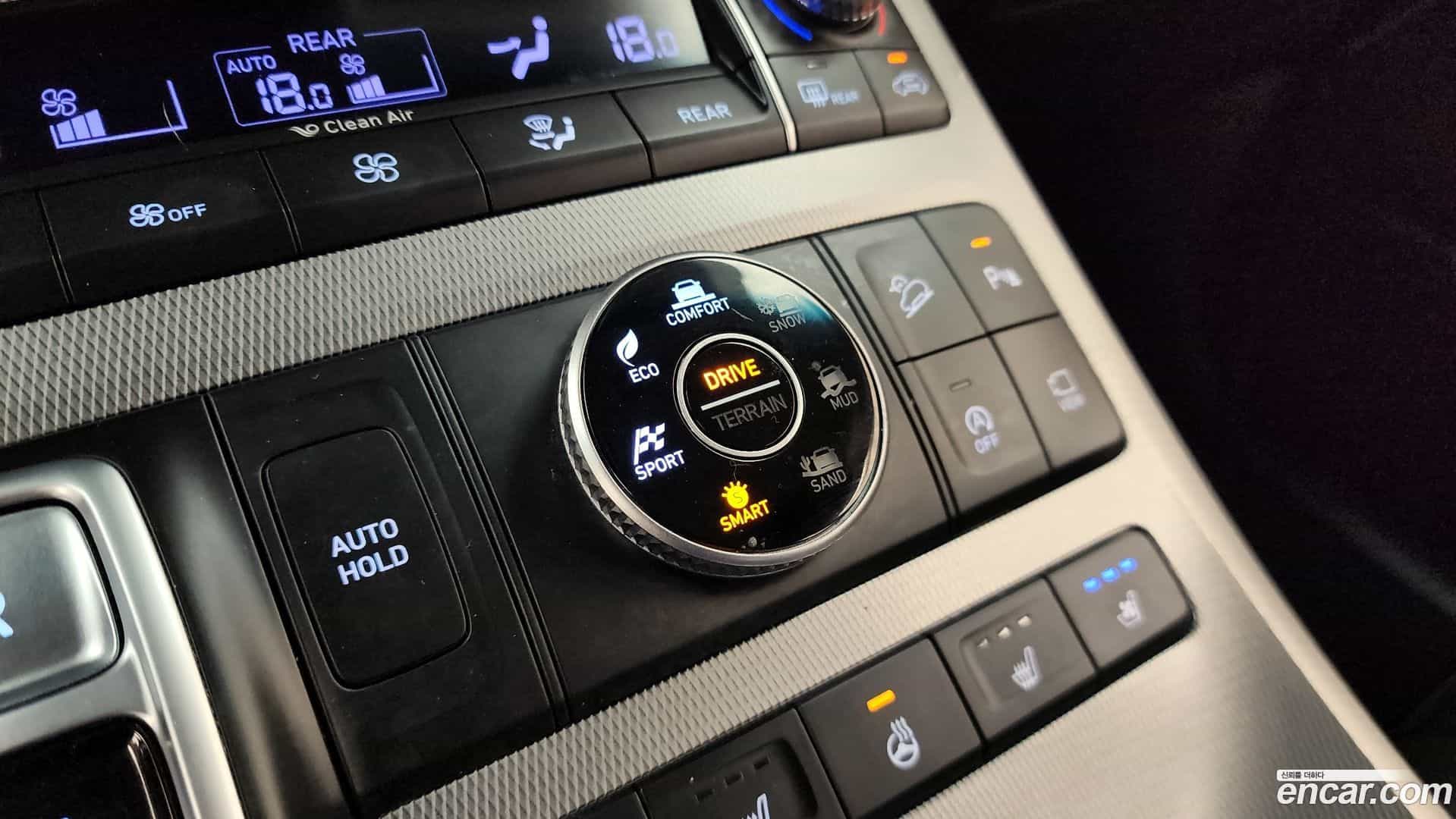 Palisade Hyundai 2019.1-INNER-036
