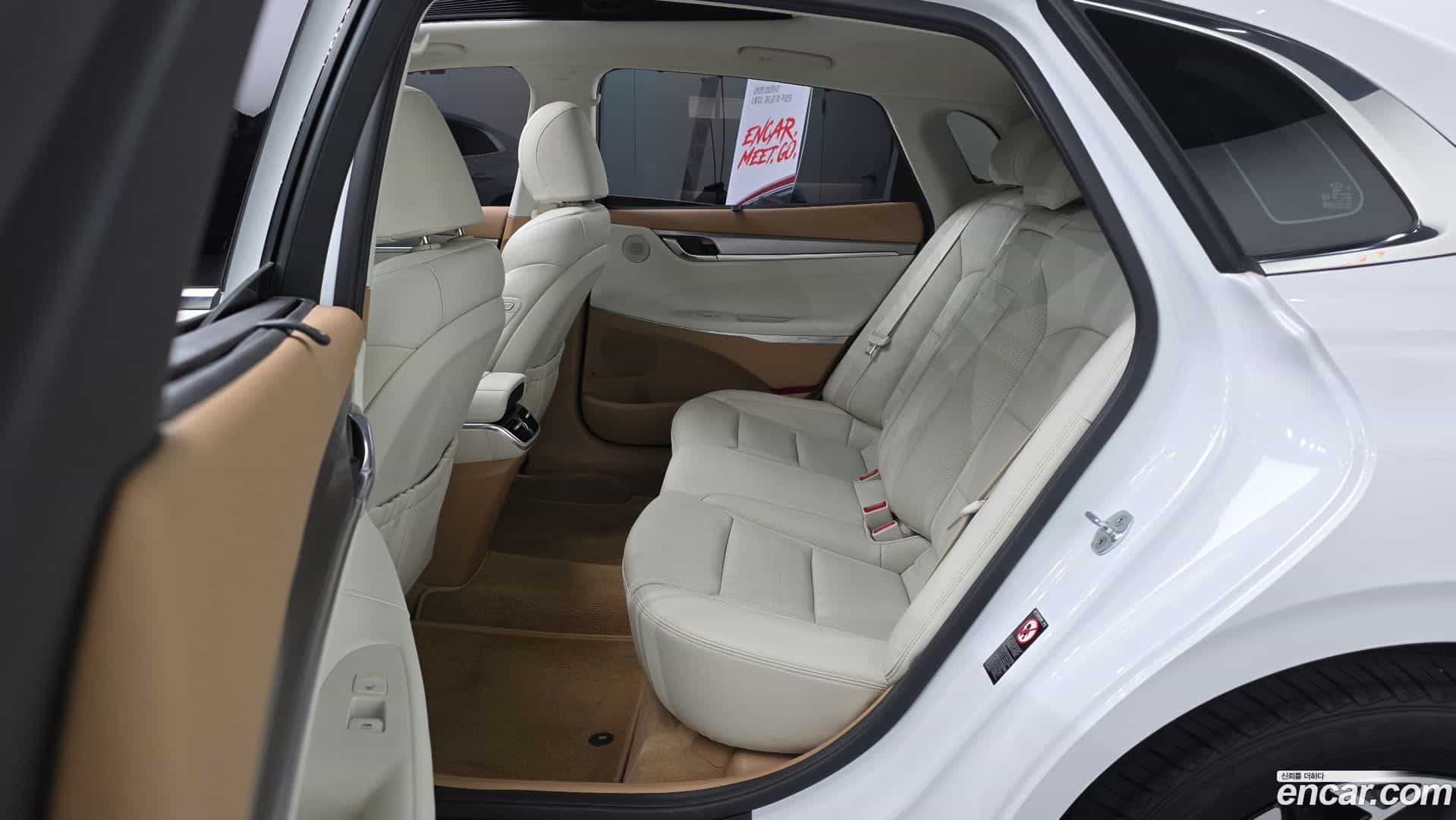 Grandeur Hyundai 2021.3-OPTION-016