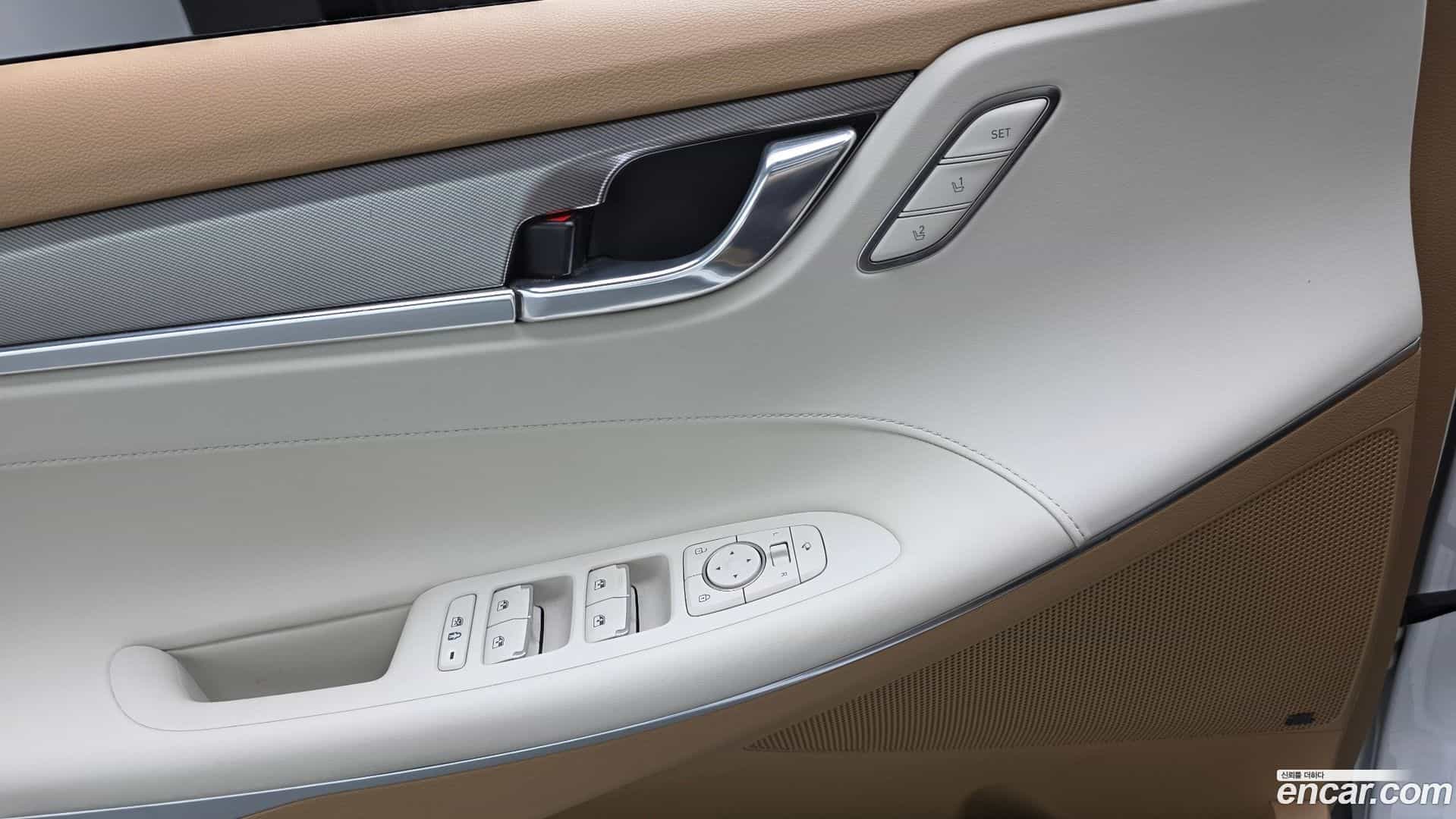 Grandeur Hyundai 2021.3-OPTION-040