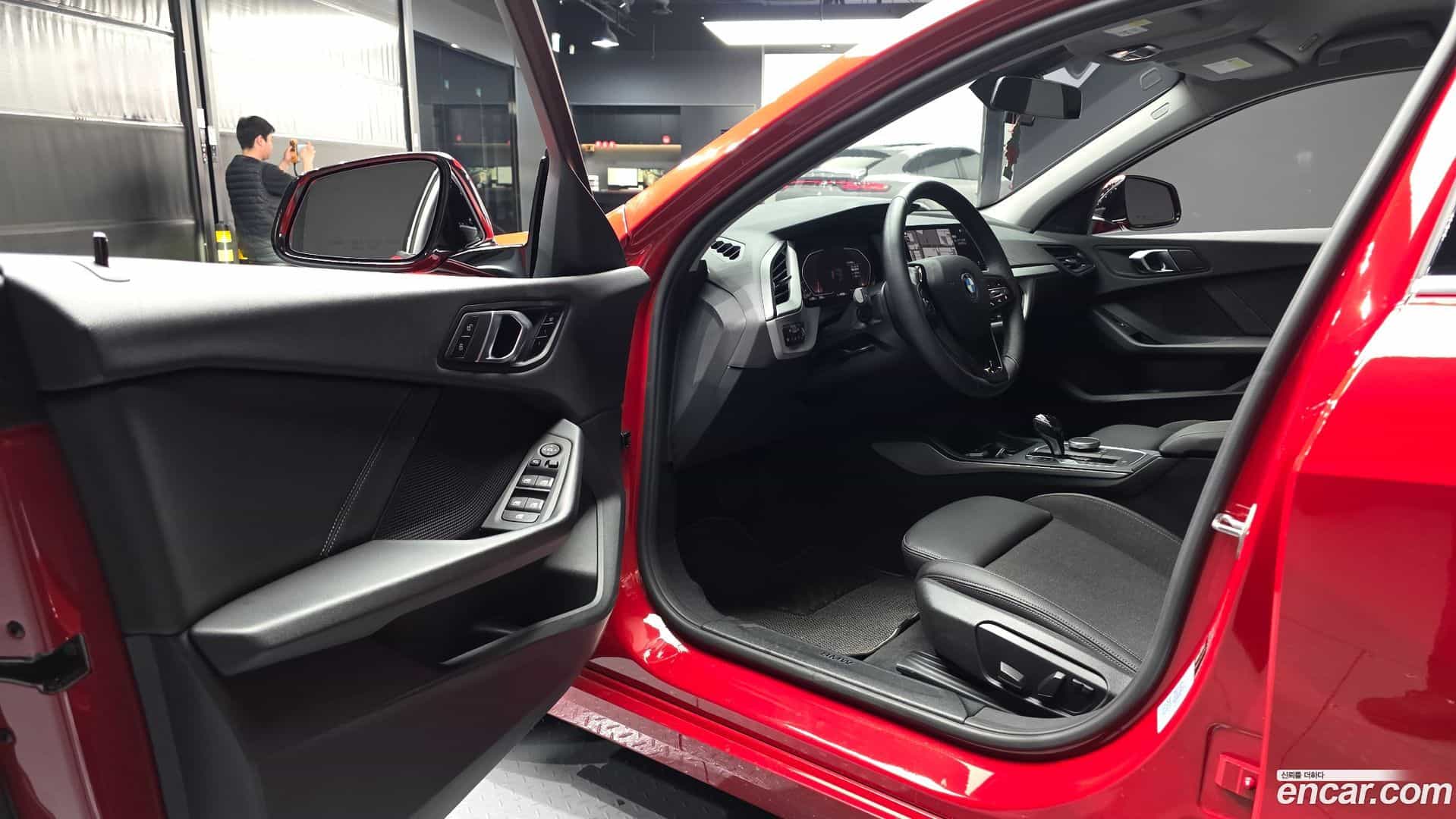 1-Series BMW 2020.8-INNER-010