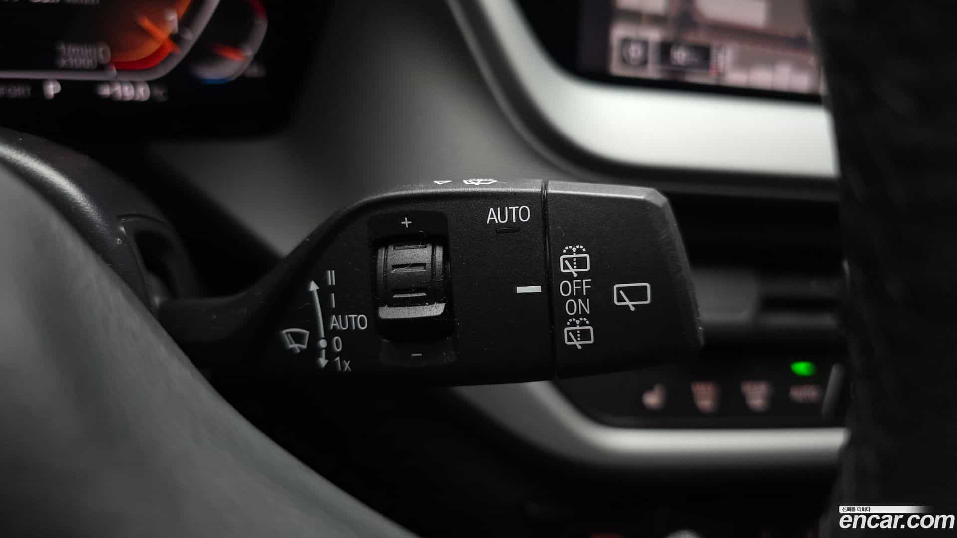 1-Series BMW 2020.8-OPTION-022