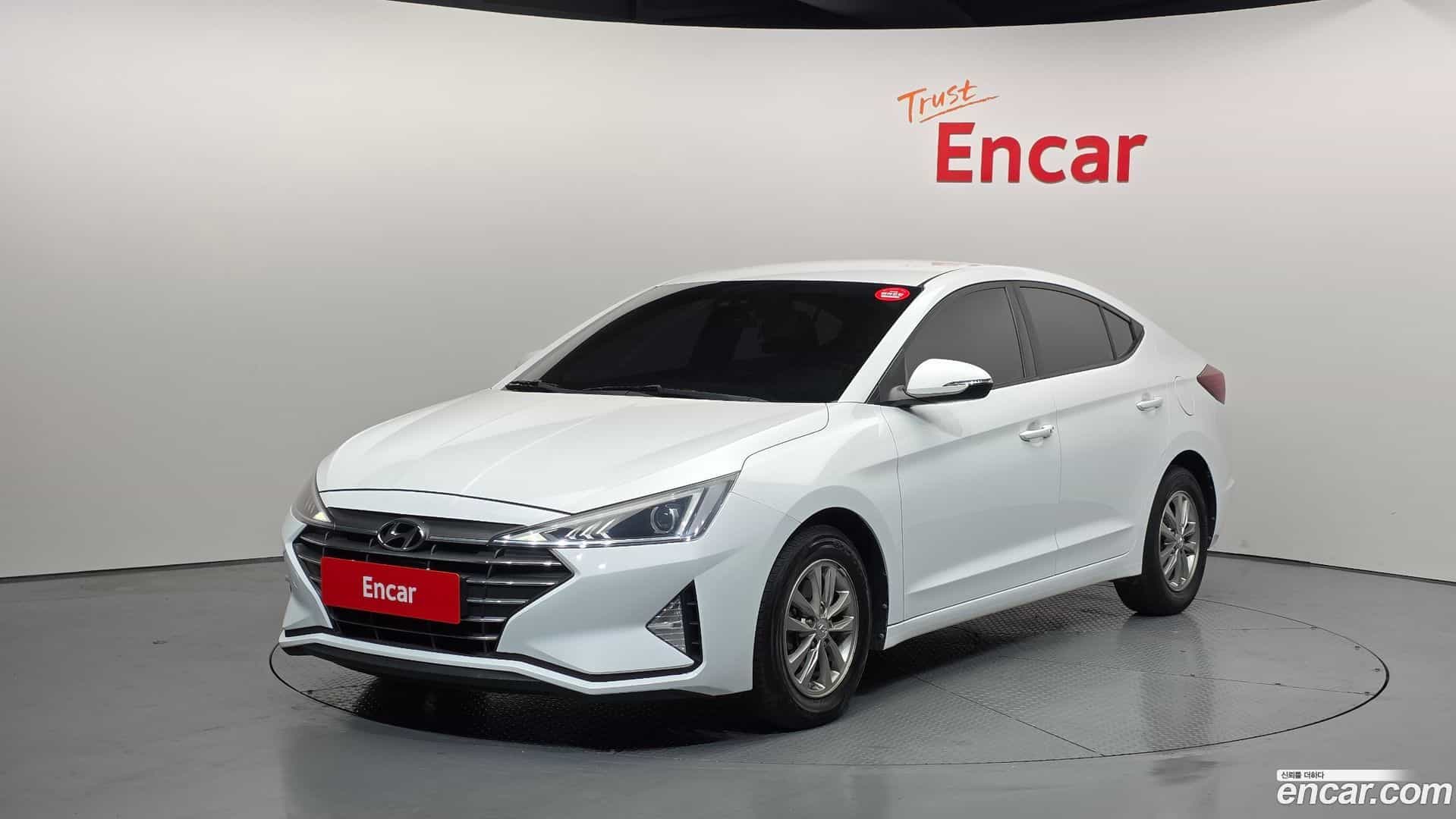 AVANTE Hyundai 2019.9-OUTER-001
