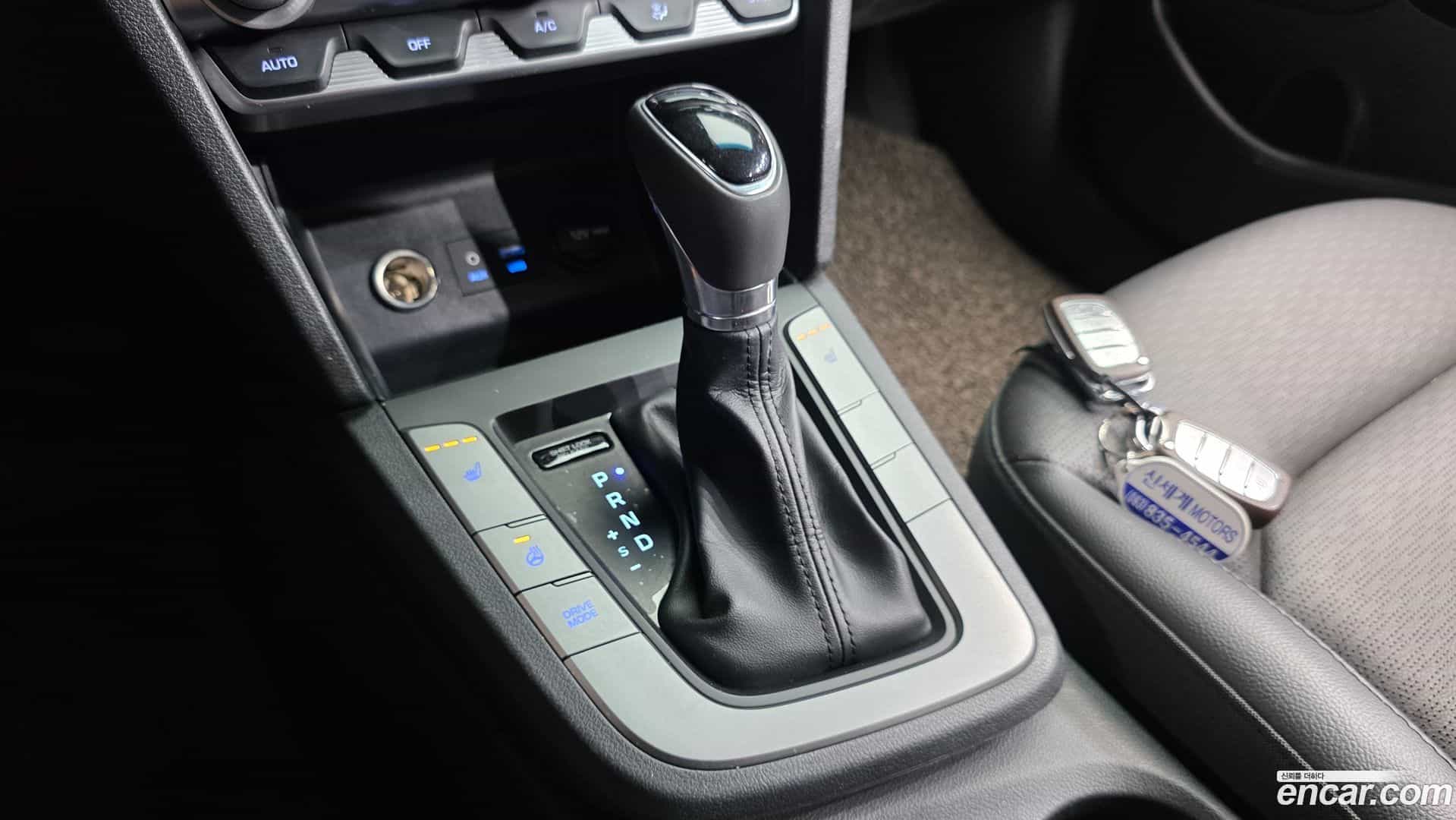 AVANTE Hyundai 2019.9-INNER-009