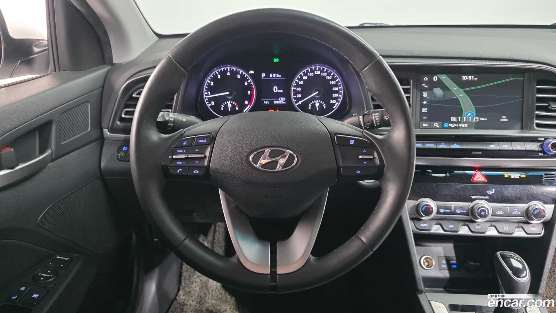AVANTE Hyundai 2019.9-OPTION-018