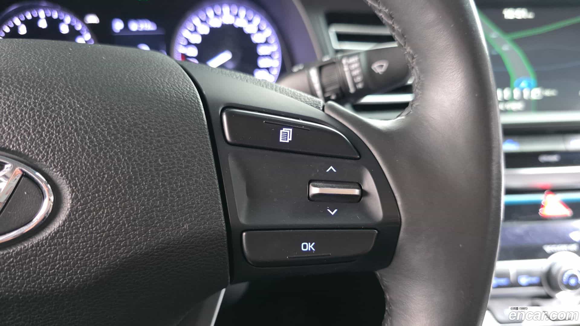 AVANTE Hyundai 2019.9-OPTION-040