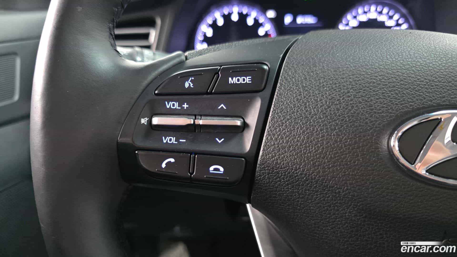 AVANTE Hyundai 2019.9-OPTION-042