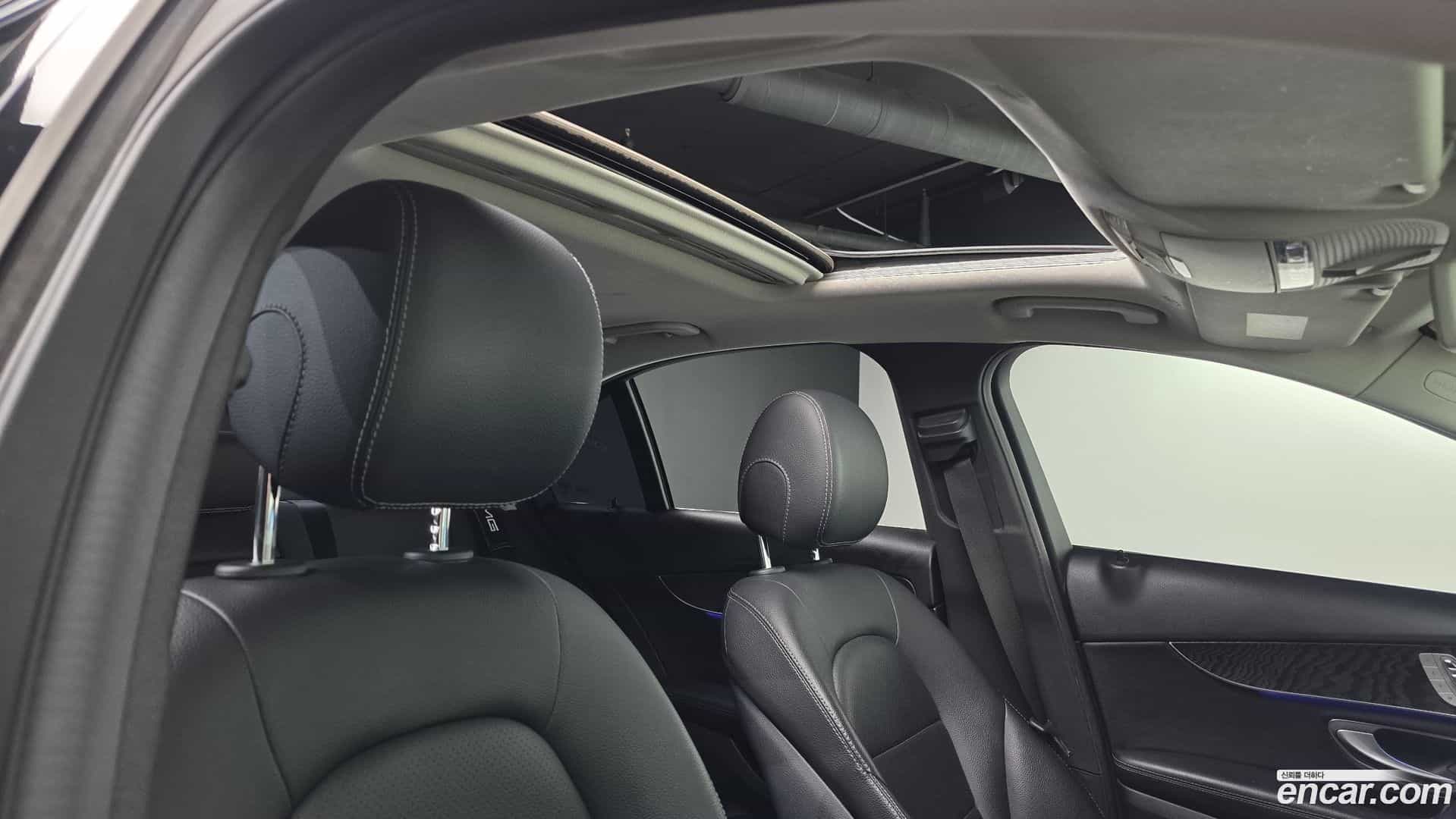 C-Class Mercedes-Benz 2019.2-OPTION-021