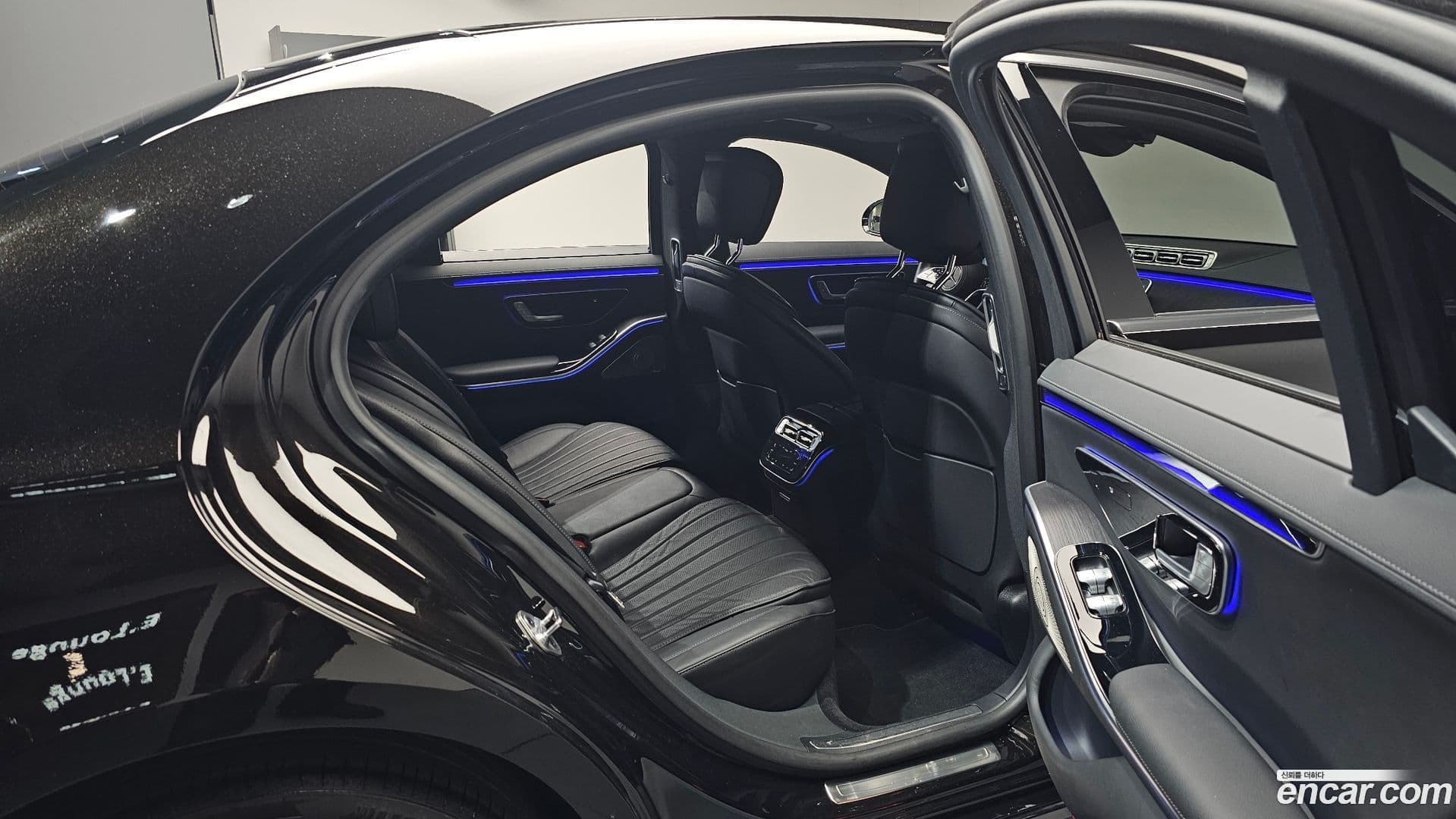 Main__Slider__Photo:S-Class Mercedes-Benz 2021.6-11