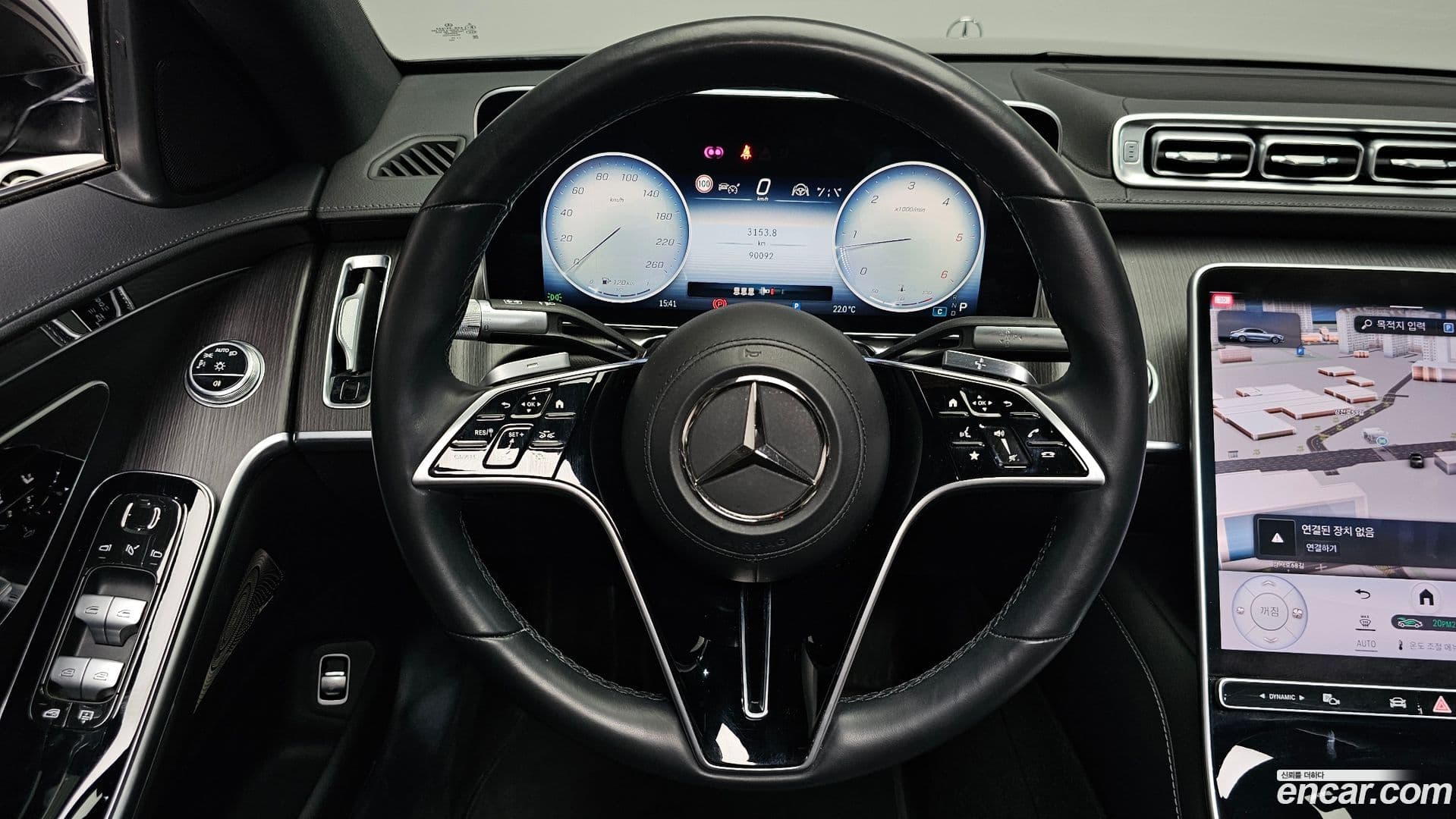 Main__Slider__Photo:S-Class Mercedes-Benz 2021.6-13