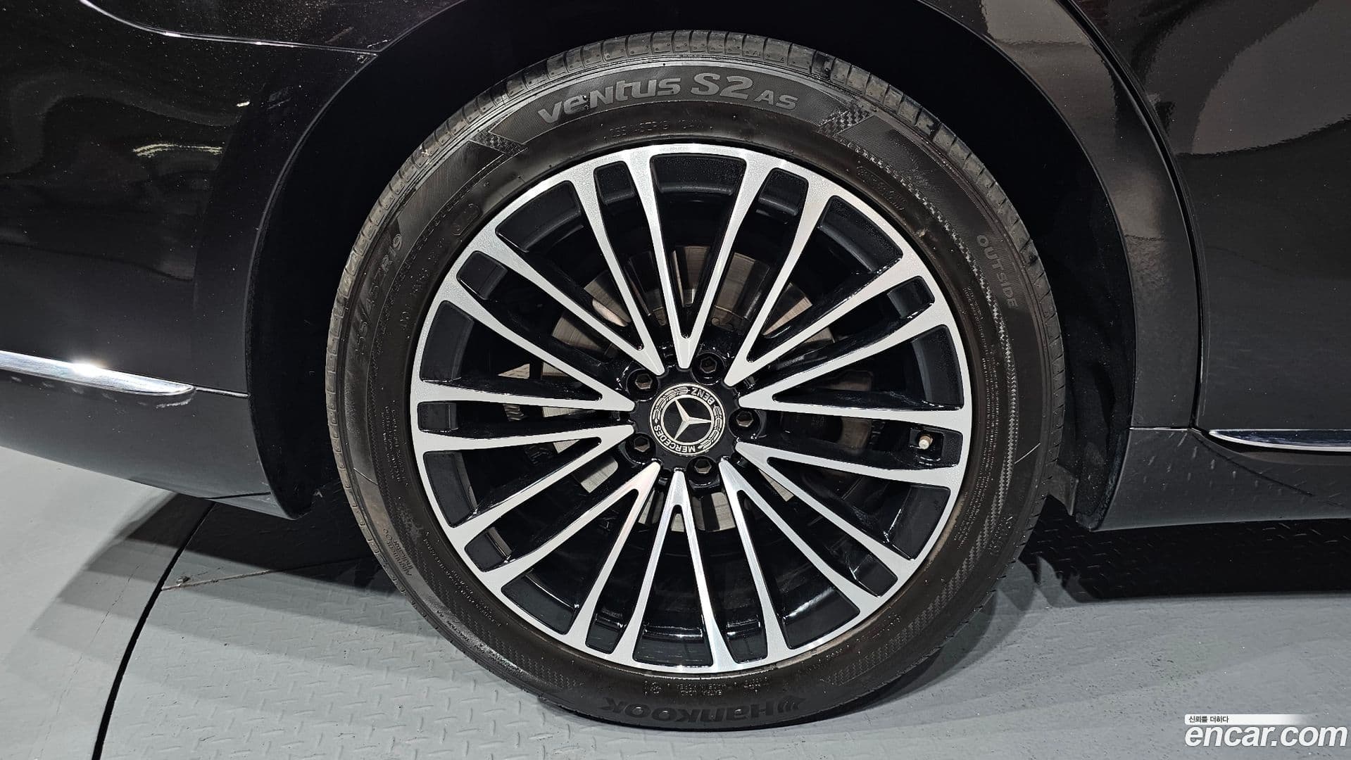 Main__Slider__Photo:S-Class Mercedes-Benz 2021.6-21