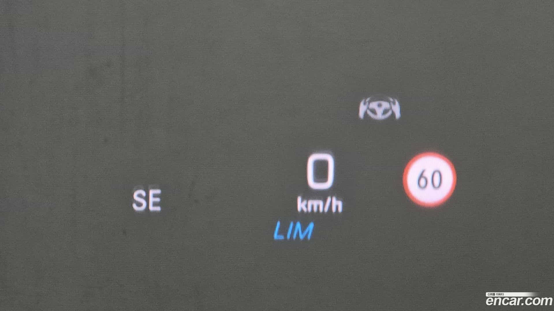 E-Class Mercedes-Benz 2020.6-OPTION-022