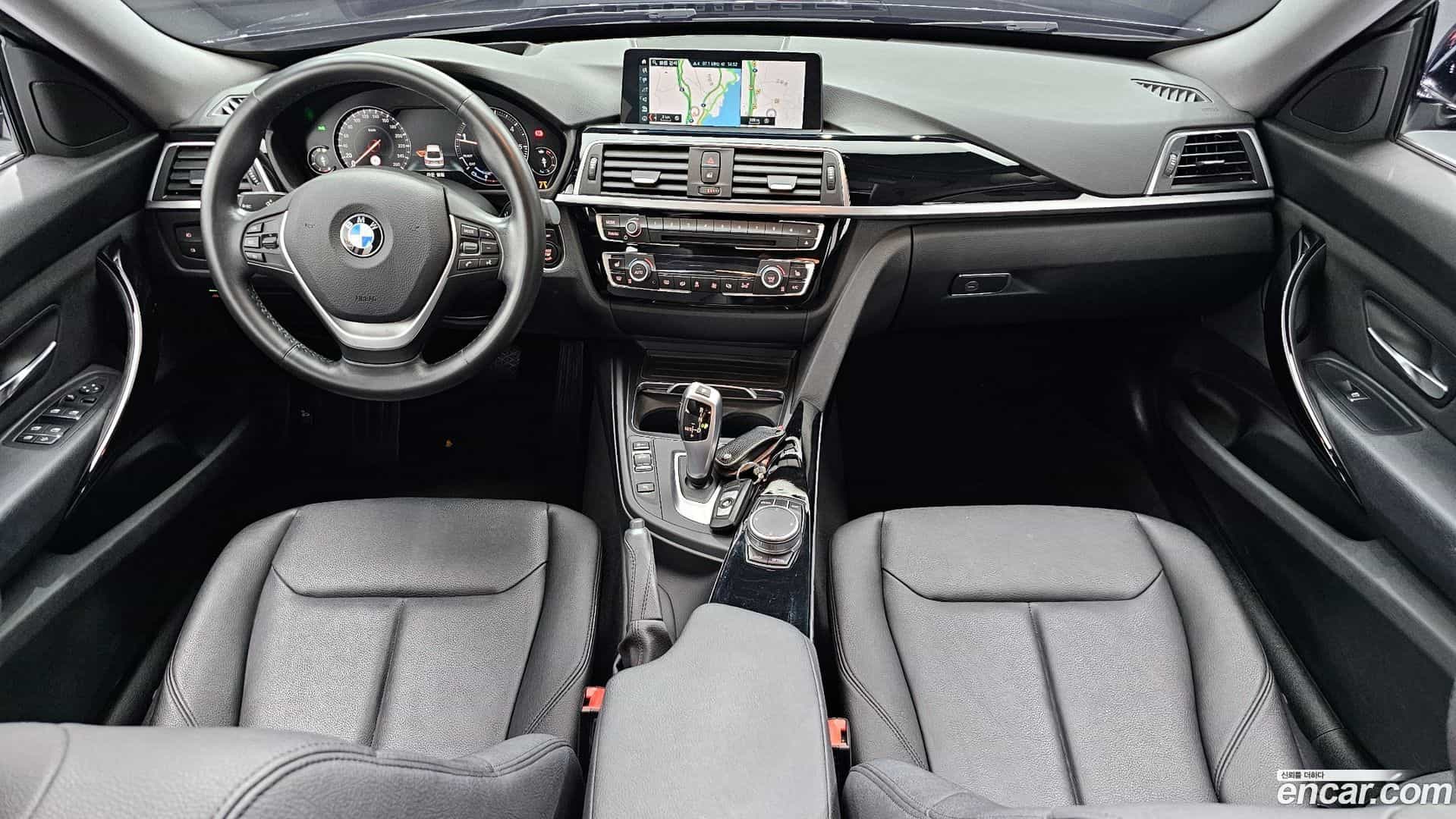 Gran Turismo BMW 2020.3-INNER-007