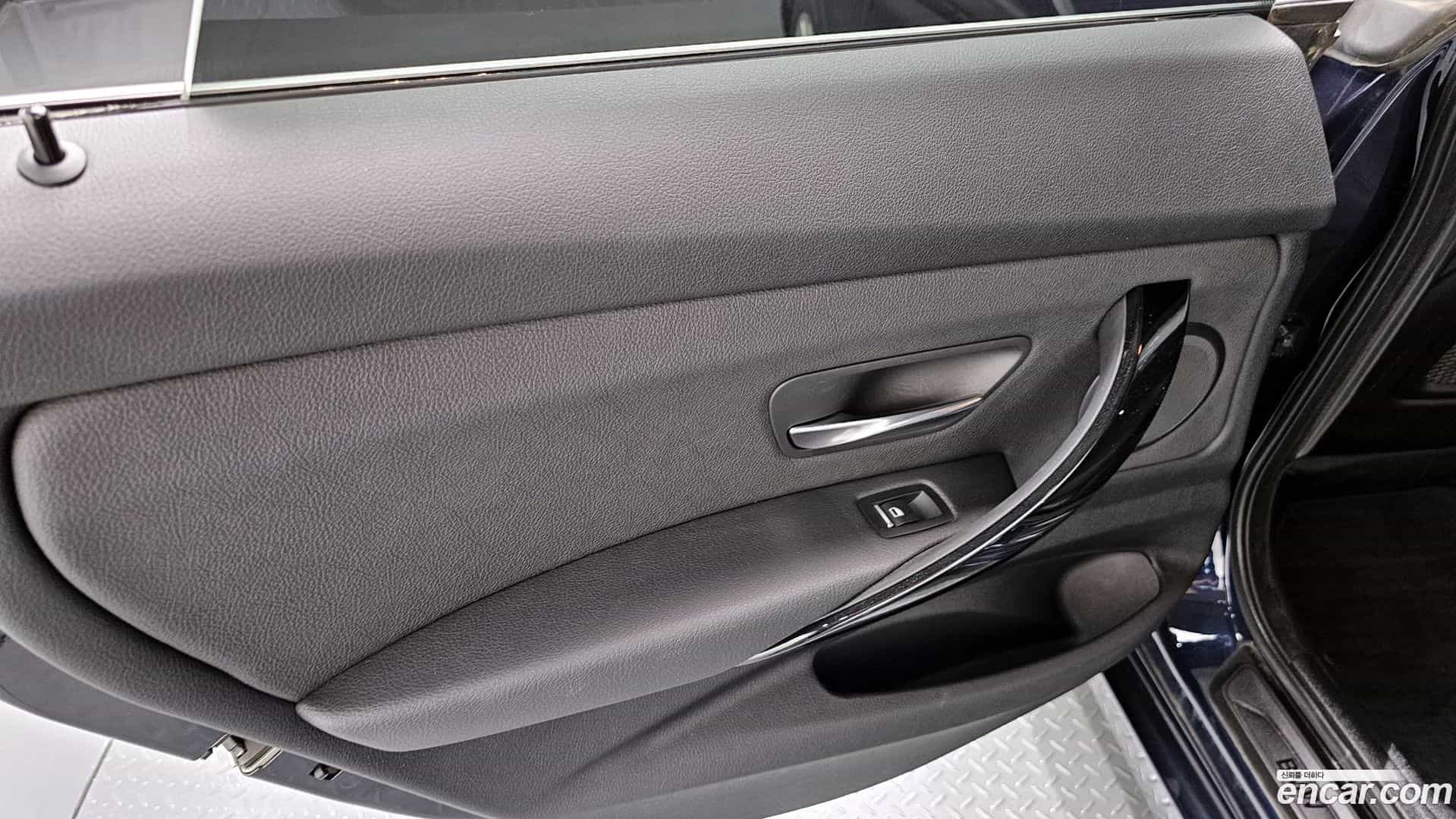 Gran Turismo BMW 2020.3-INNER-035