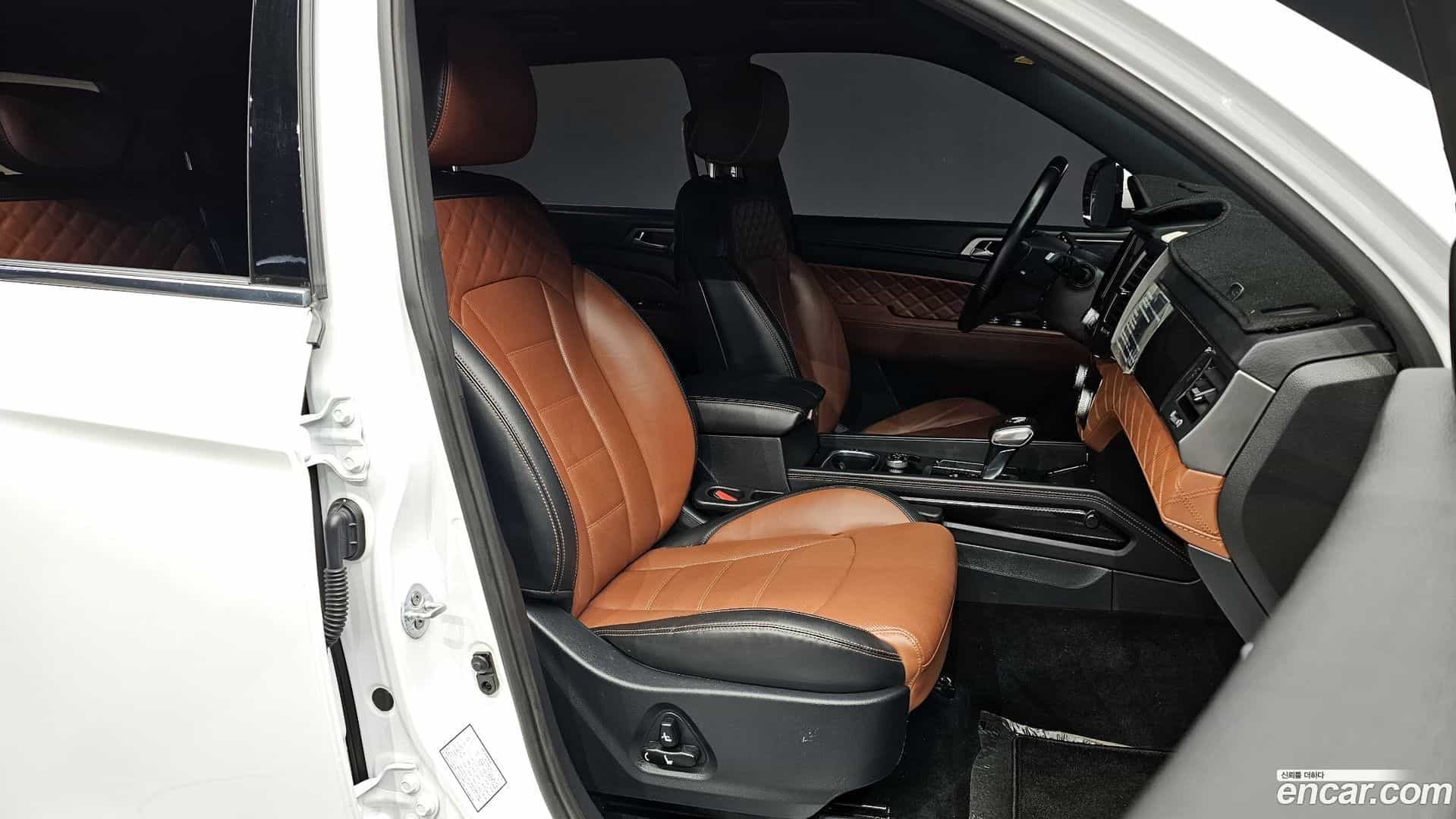 Rexton KG Mobility 2020.7-OPTION-015