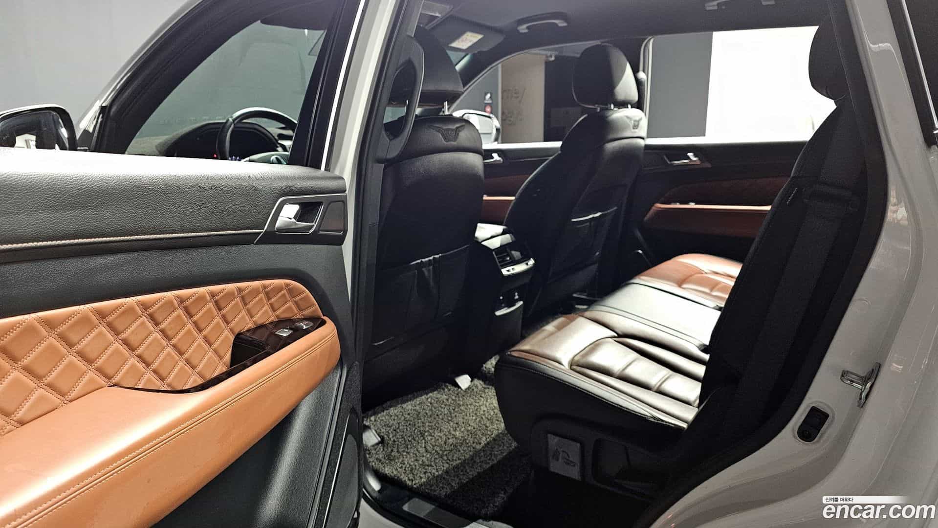 Rexton KG Mobility 2020.7-INNER-036