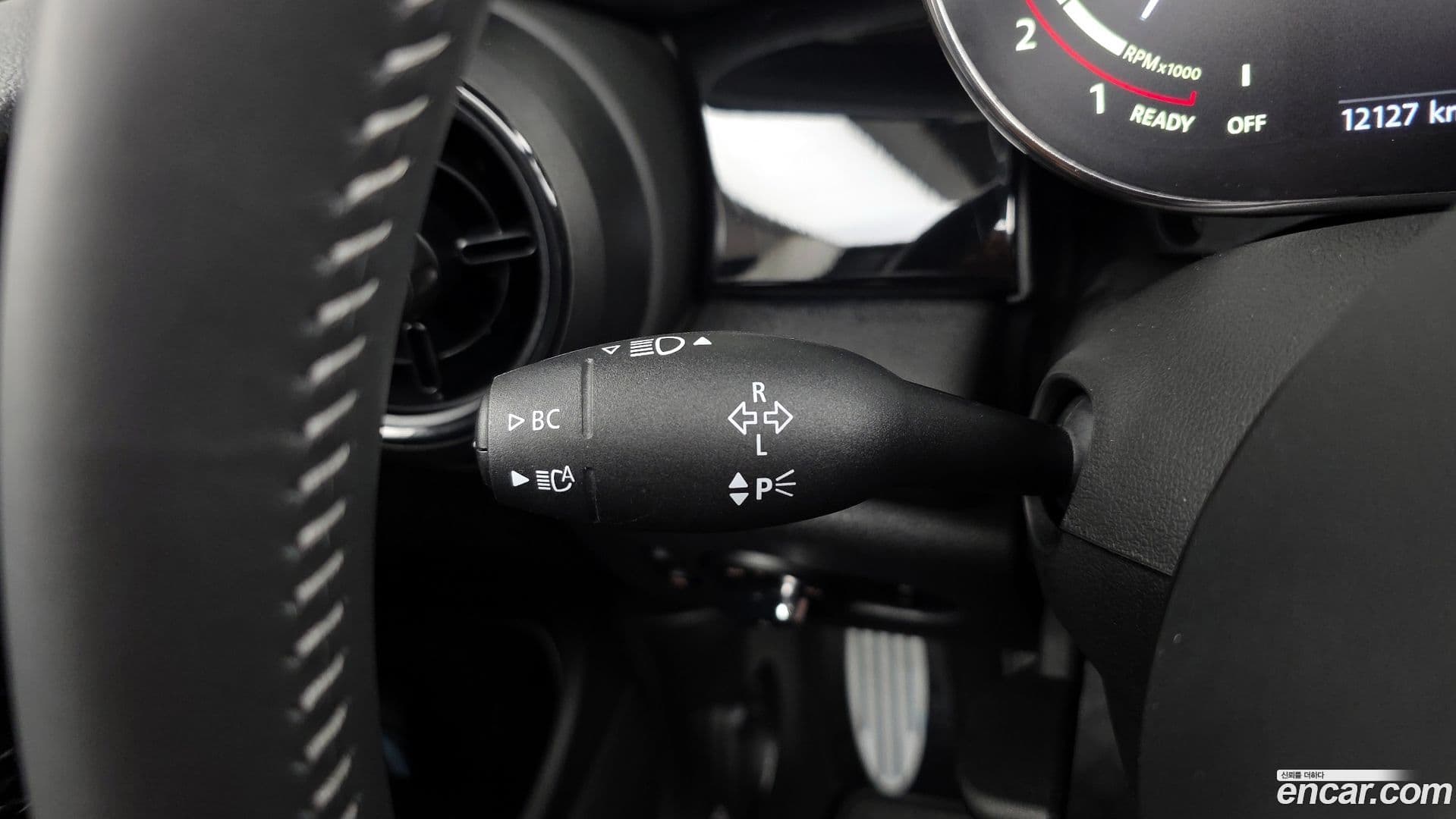 Main__Slider__Photo:Cooper Convertible Mini 2023.1-26