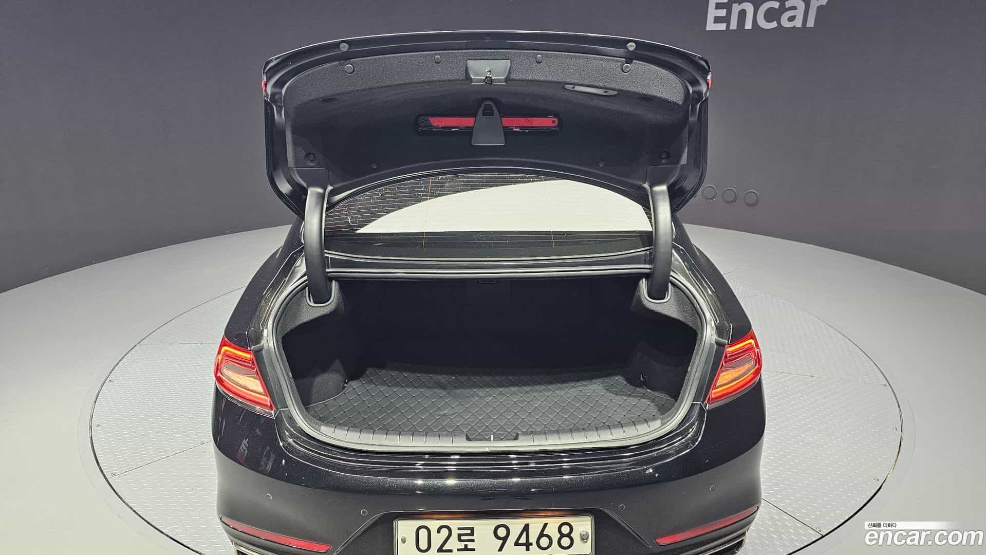 Grandeur Hyundai 2017.4-OPTION-024