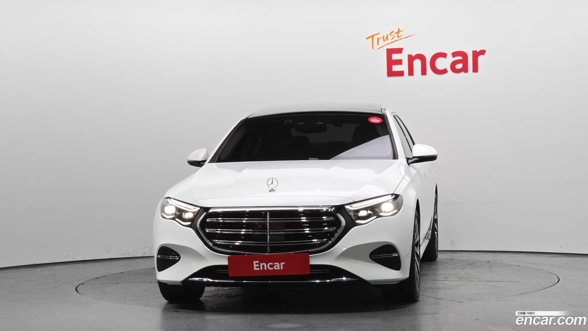 E-Class Mercedes-Benz 2024.7-OUTER-003