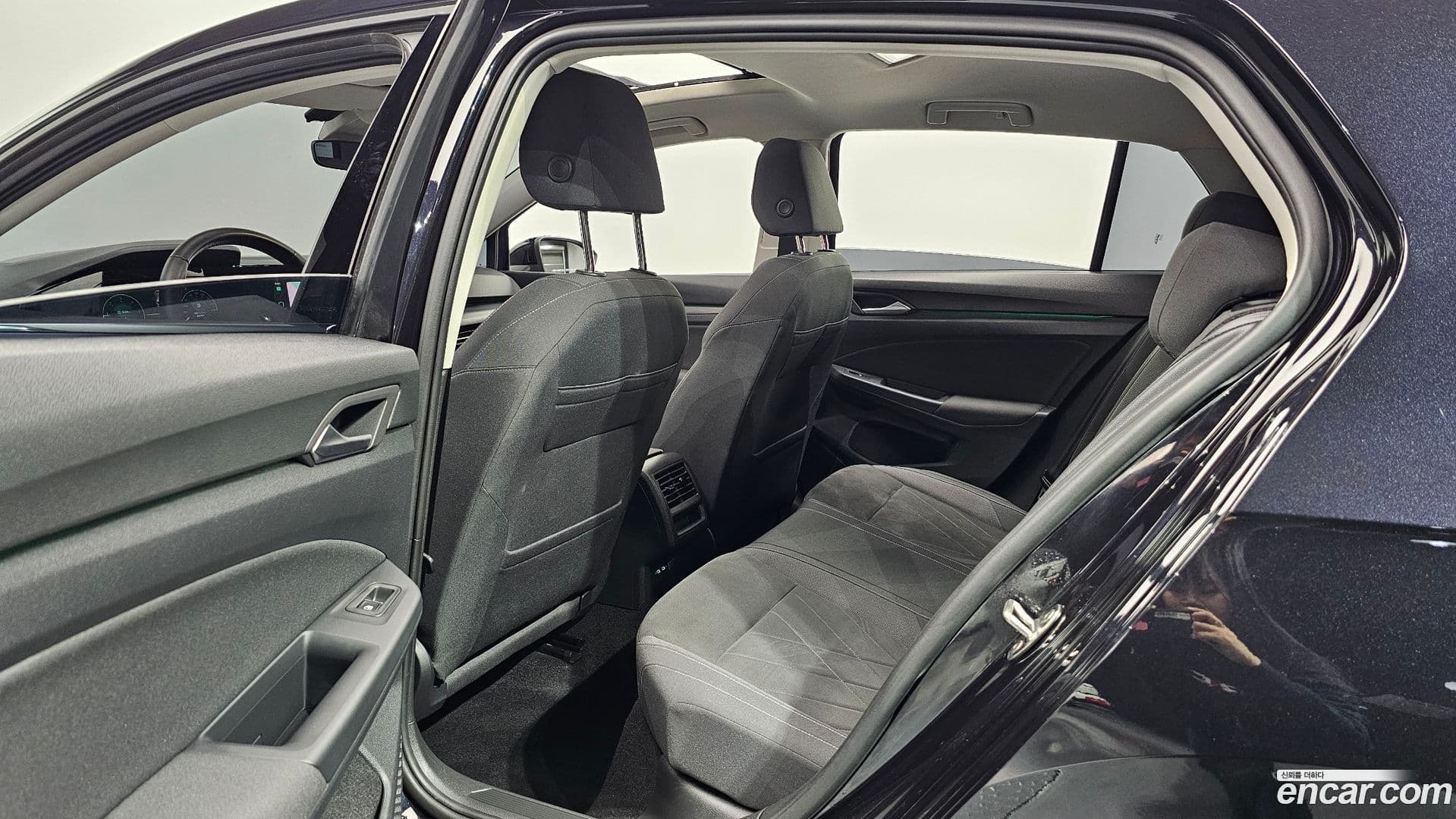 Main__Slider__Photo:Golf Volkswagen 2022.3-10