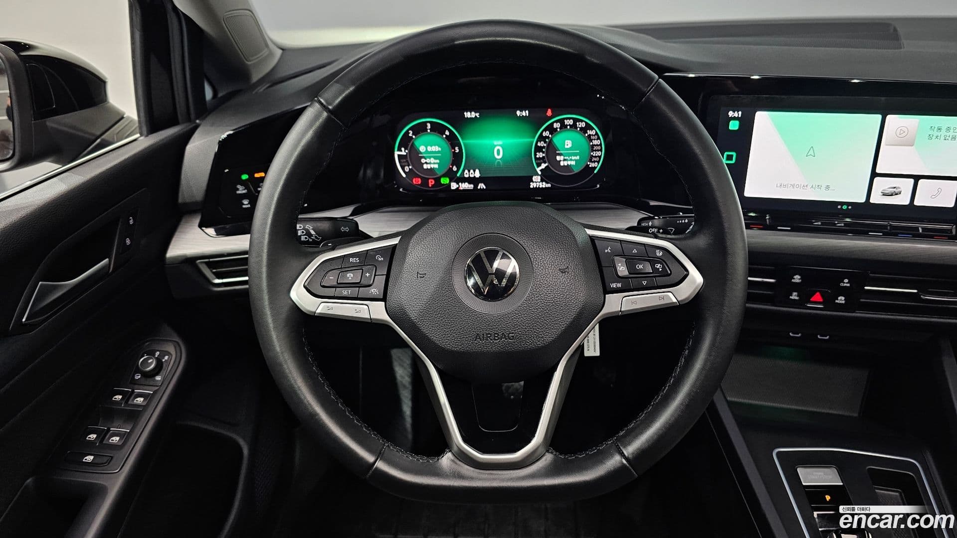 Main__Slider__Photo:Golf Volkswagen 2022.3-12