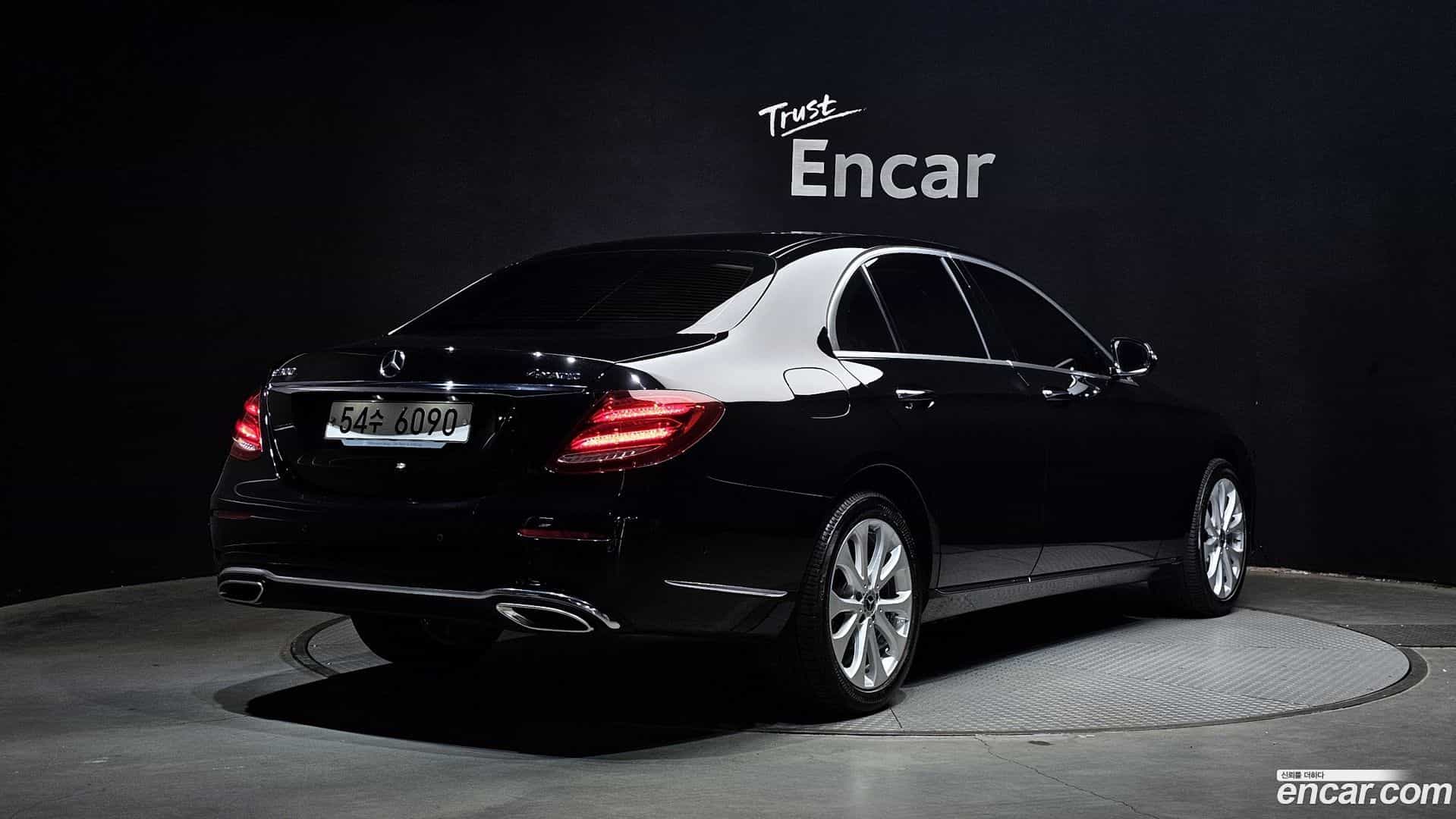 E-Class Mercedes-Benz 2018.11-OUTER-002