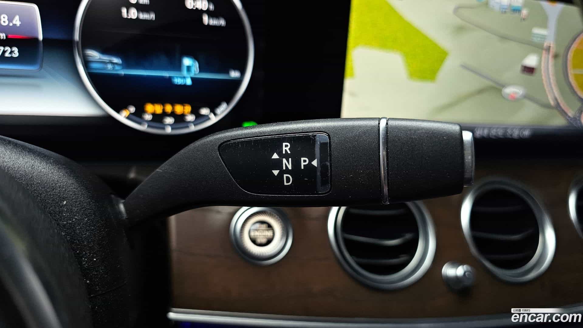 E-Class Mercedes-Benz 2018.11-INNER-009