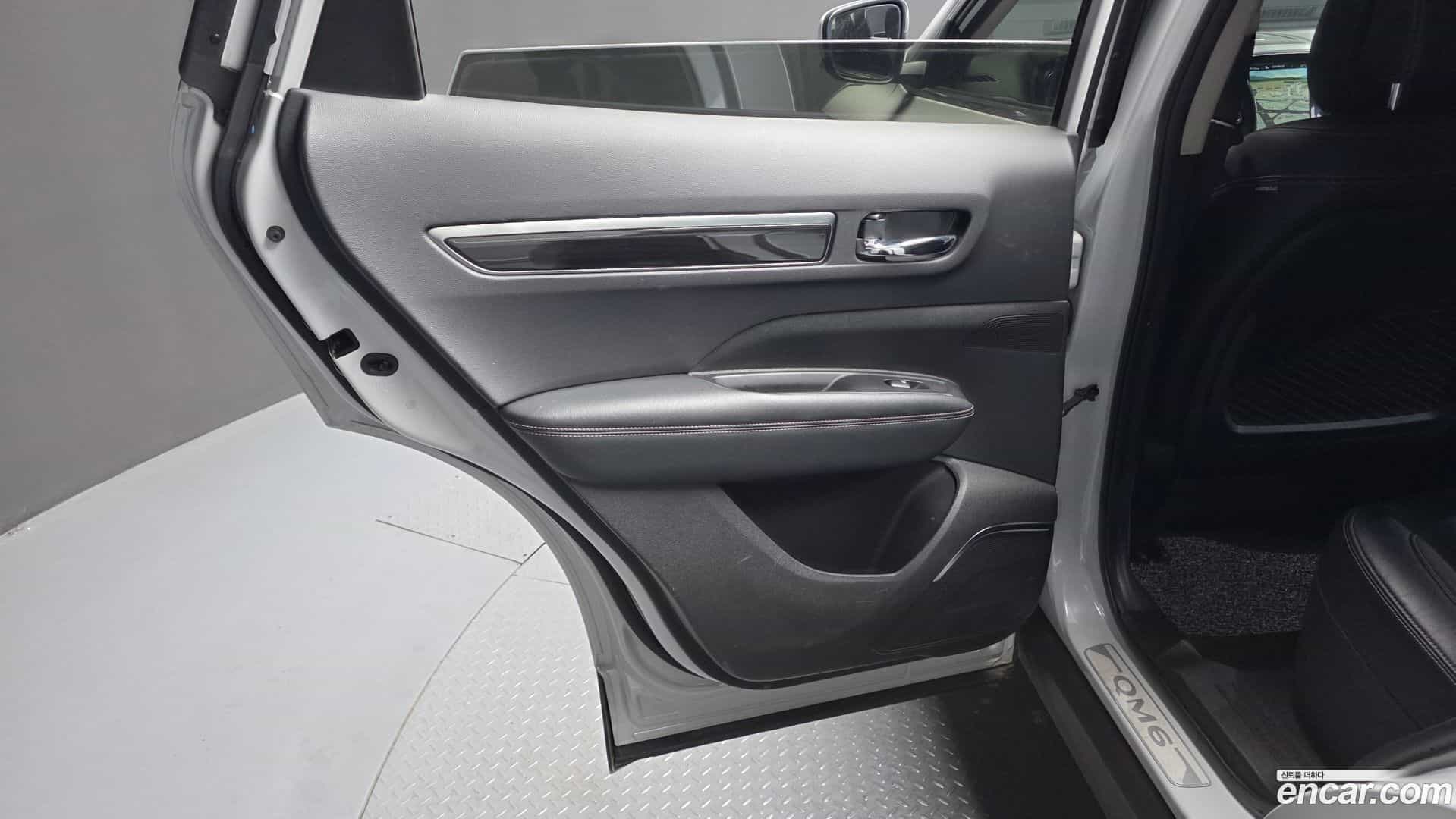 QM6 Renault Korea 2019.0-INNER-035
