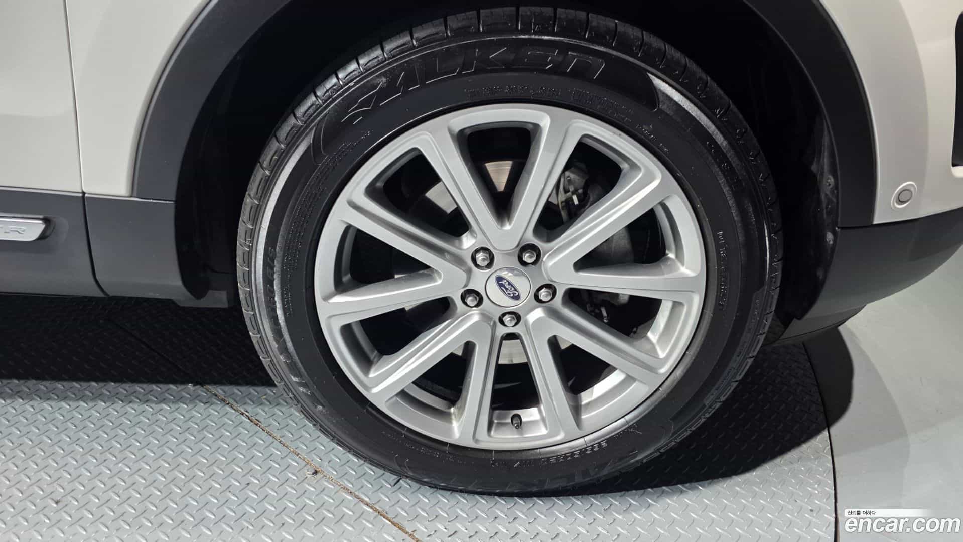 Explorer Ford 2015.9-OUTER-031