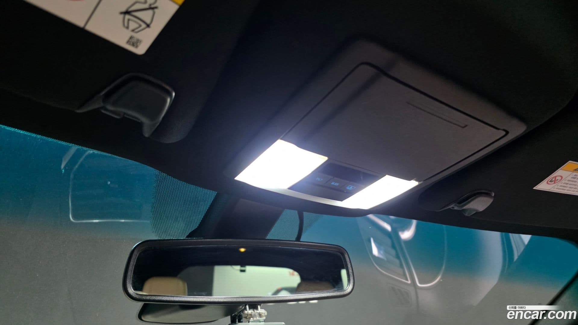 Main__Slider__Photo:Explorer Ford 2015.9-27