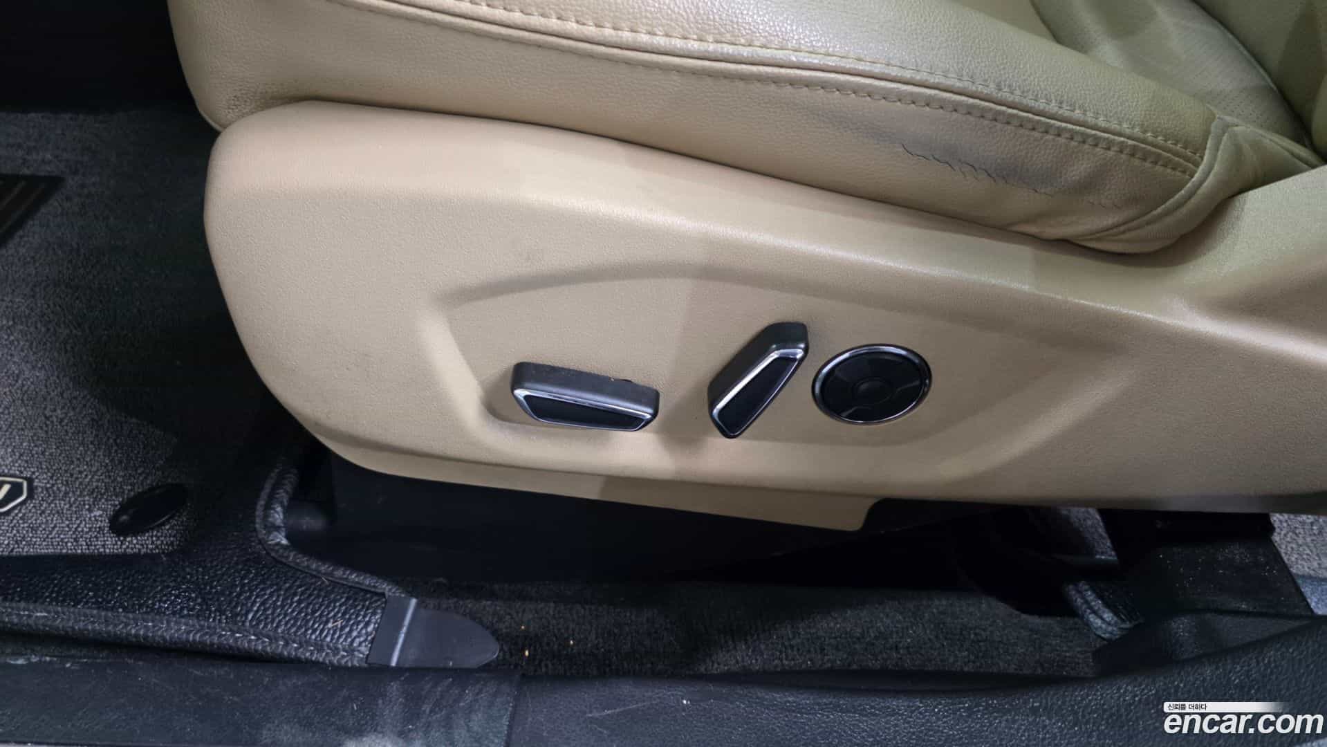 Explorer Ford 2015.9-OPTION-049