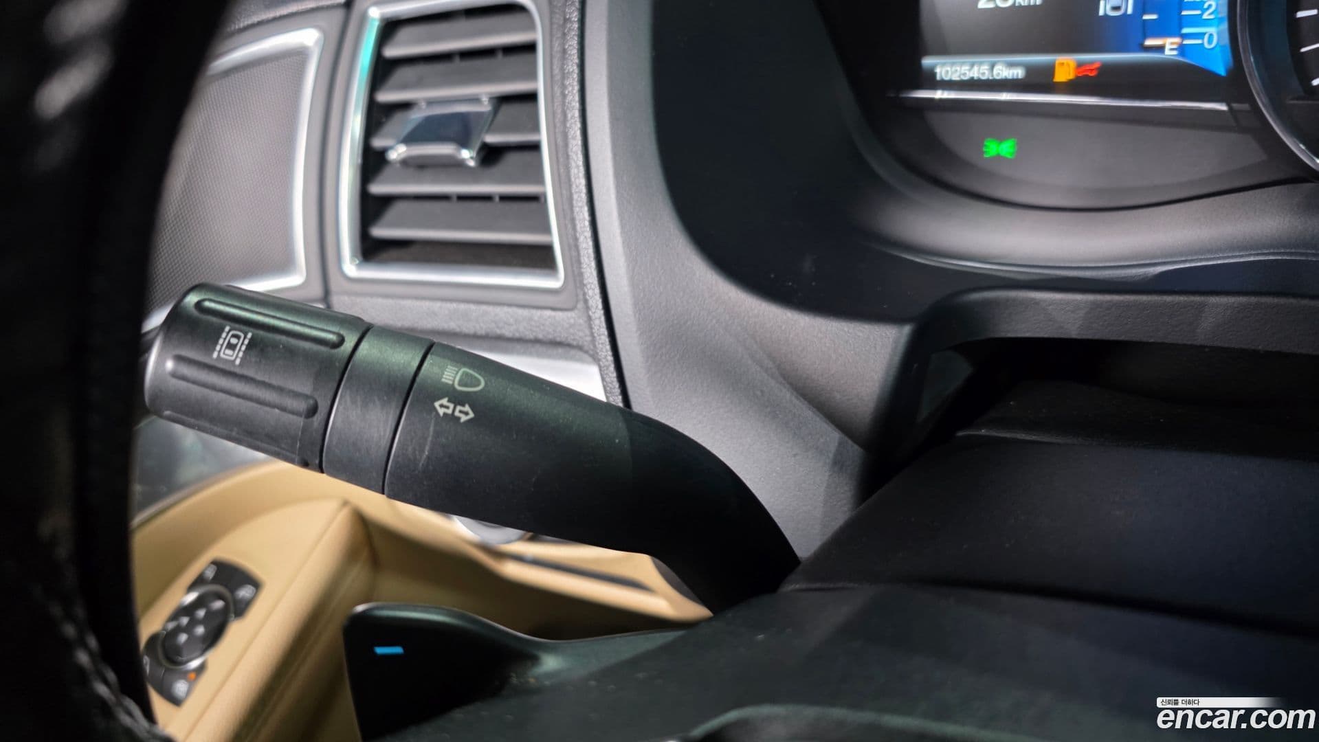 Main__Slider__Photo:Explorer Ford 2015.9-36