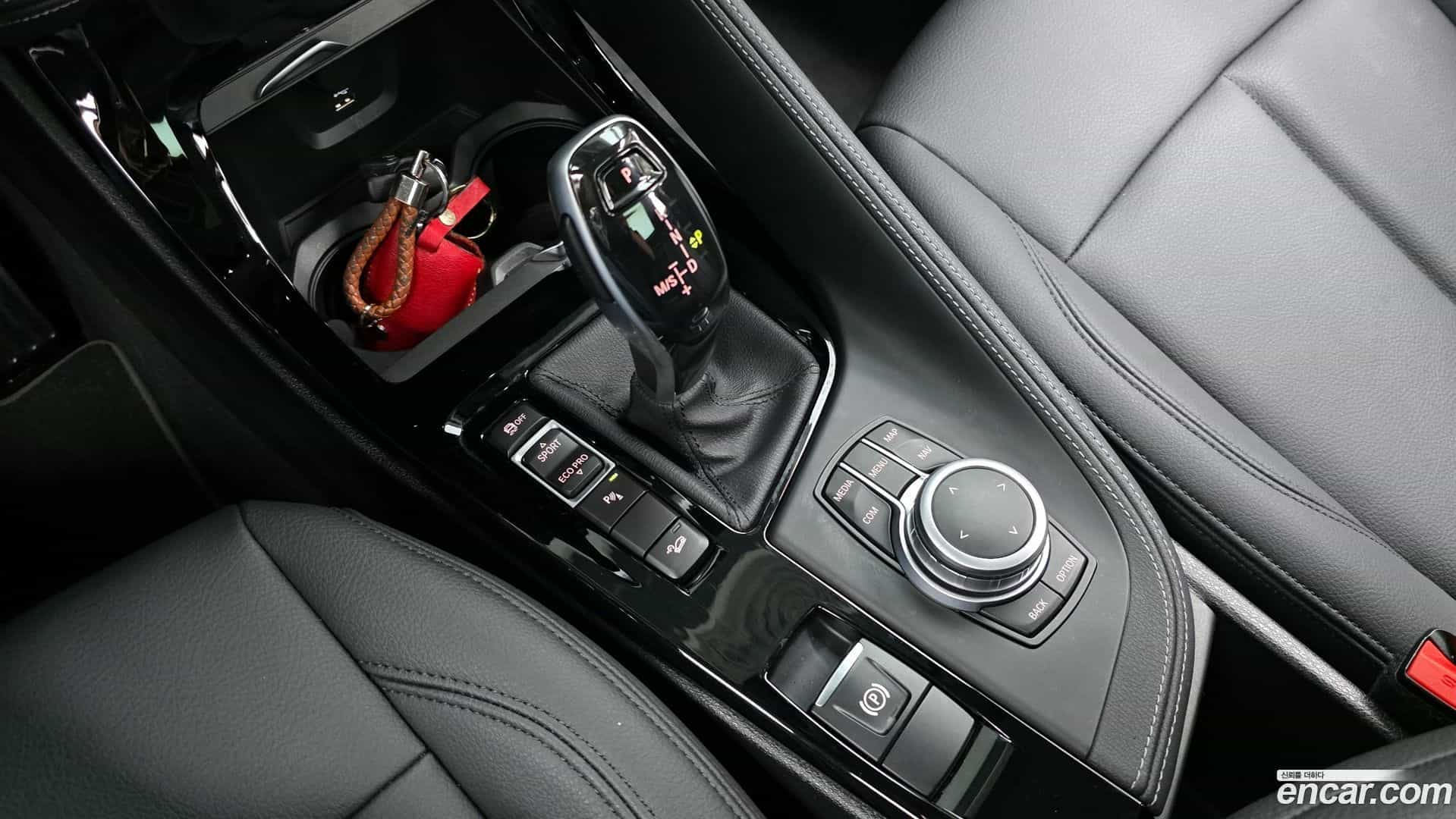 X1 BMW 2022.2-INNER-009