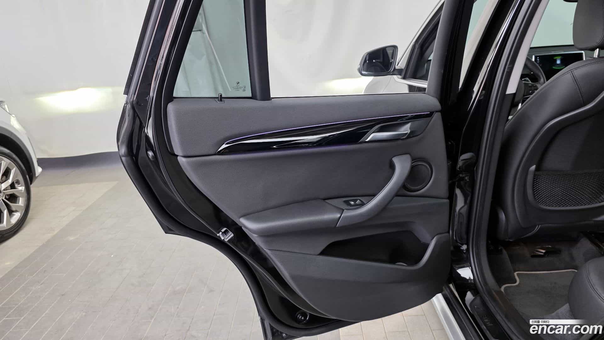 X1 BMW 2022.2-INNER-035