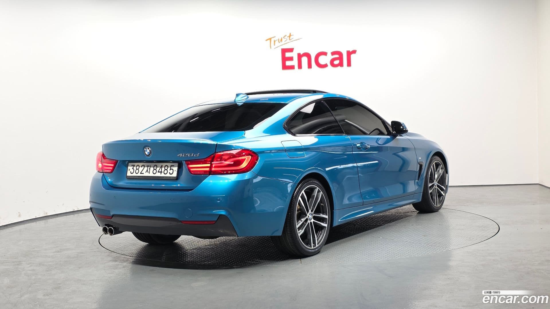 Main__Slider__Photo:4-Series BMW 2018.11-1