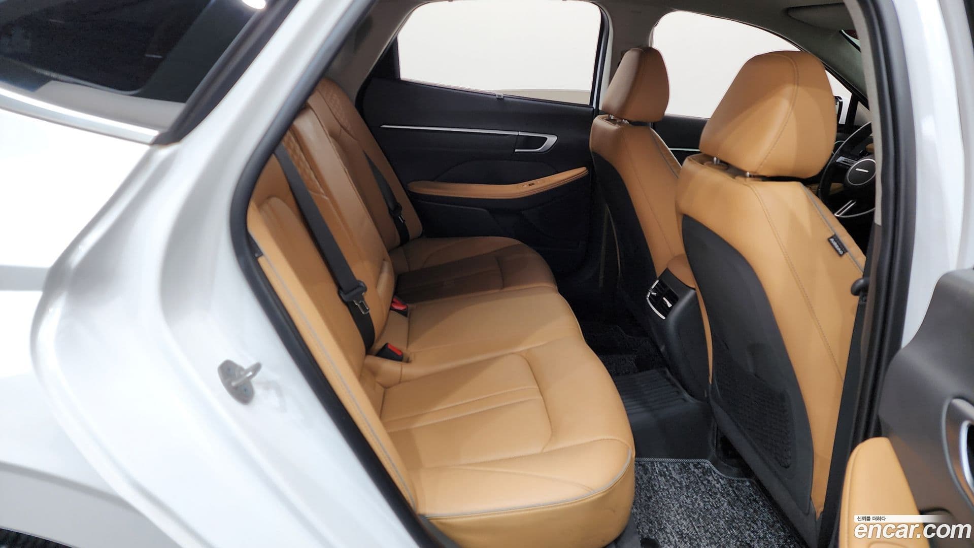 Main__Slider__Photo:Sonata Hyundai 2024.0-10