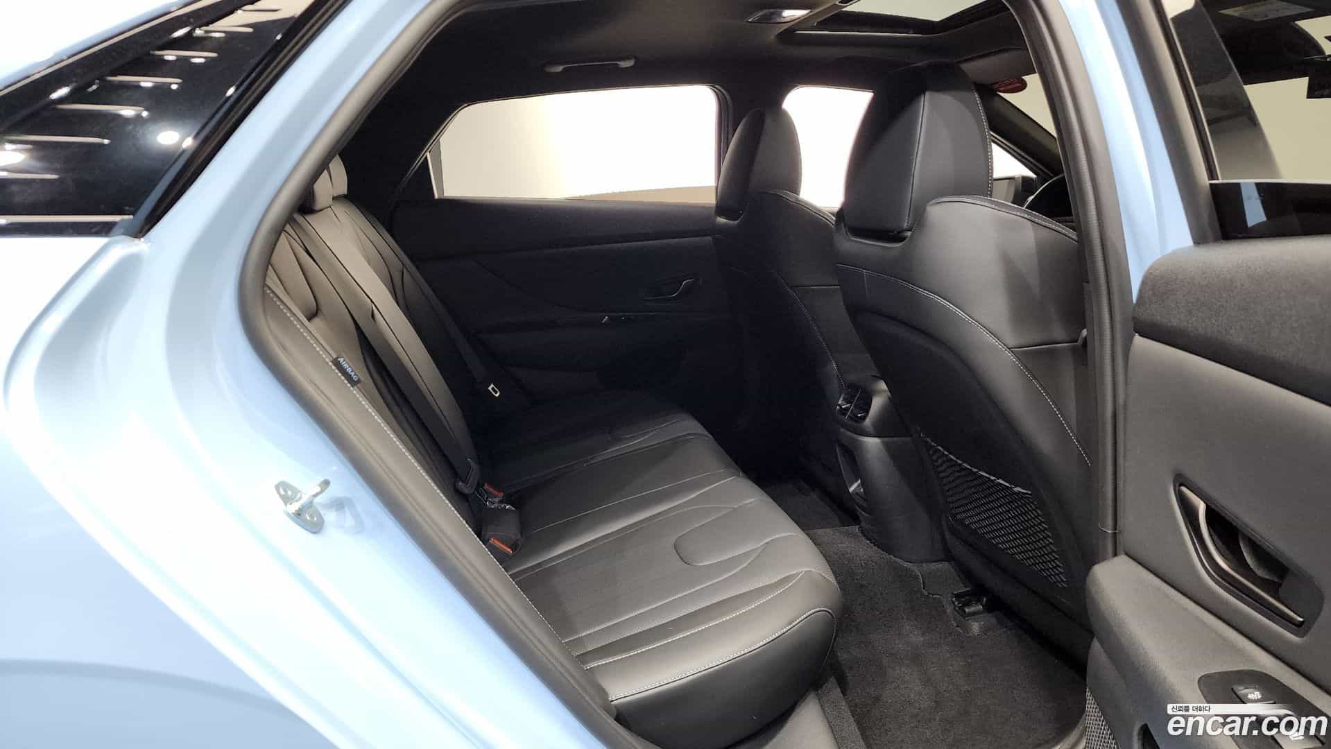AVANTE Hyundai 2025.10-INNER-036