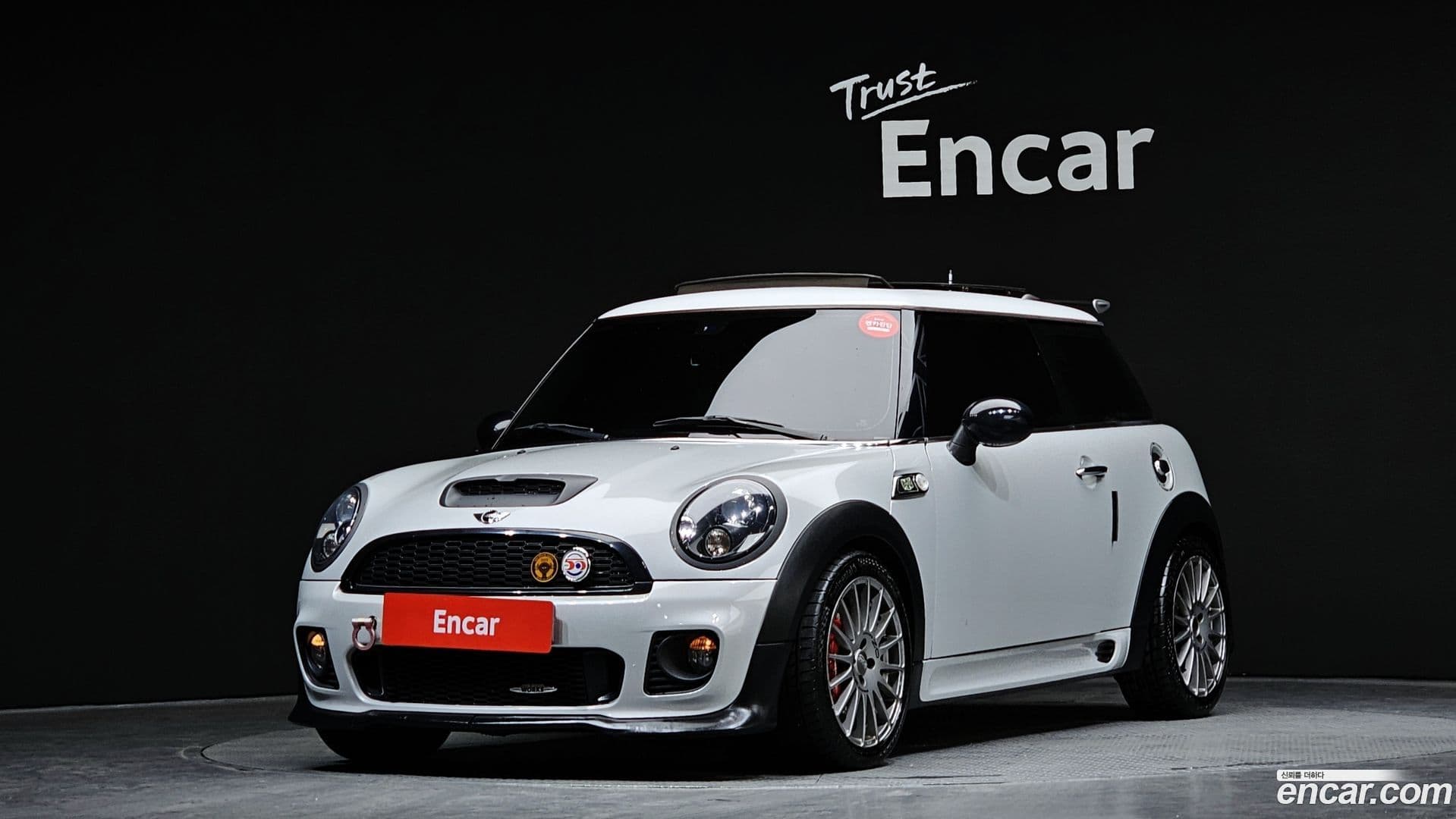 Main__Slider__Photo:Cooper Mini 2010.6-0