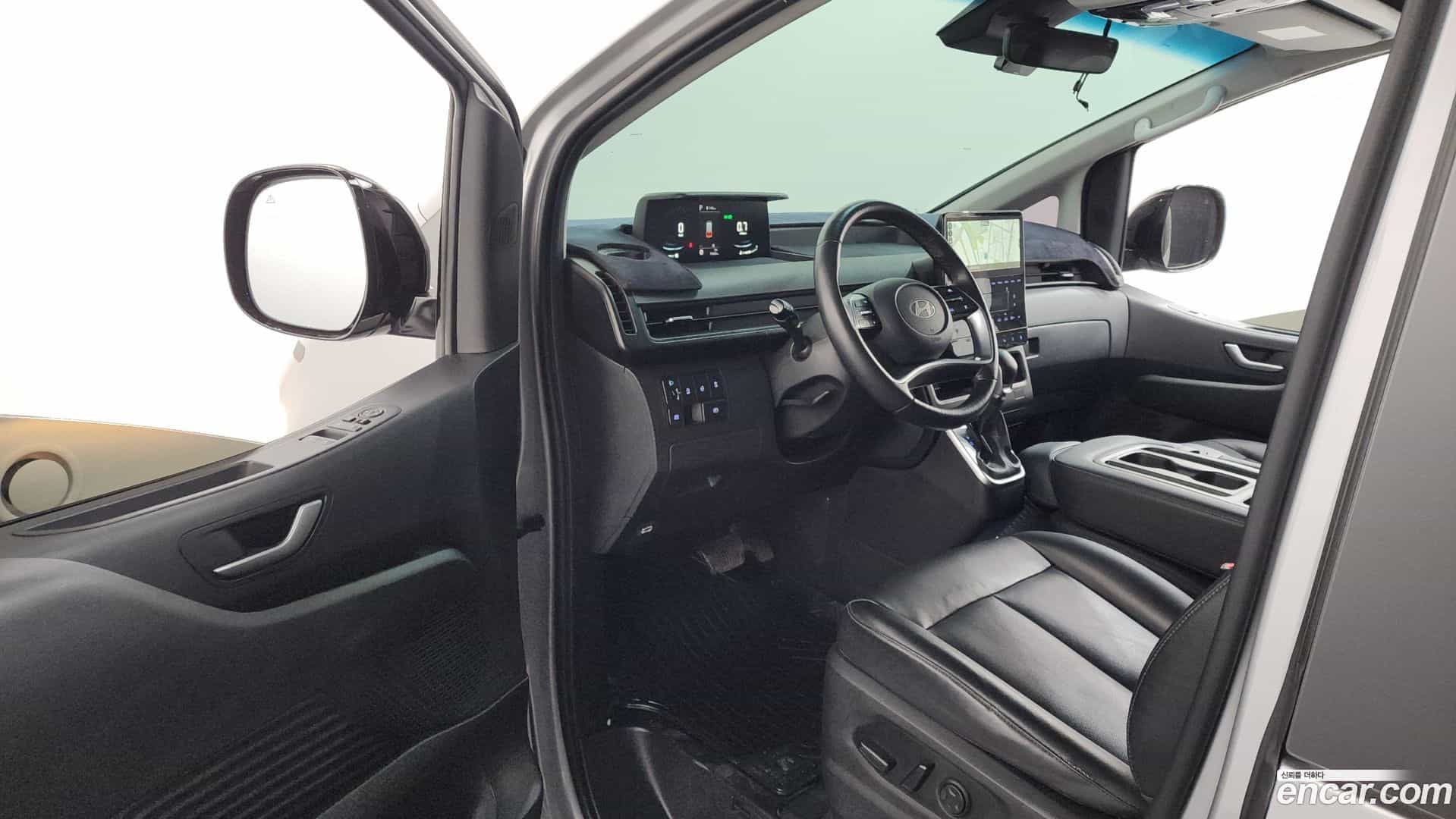 Staria Hyundai 2024.11-INNER-010